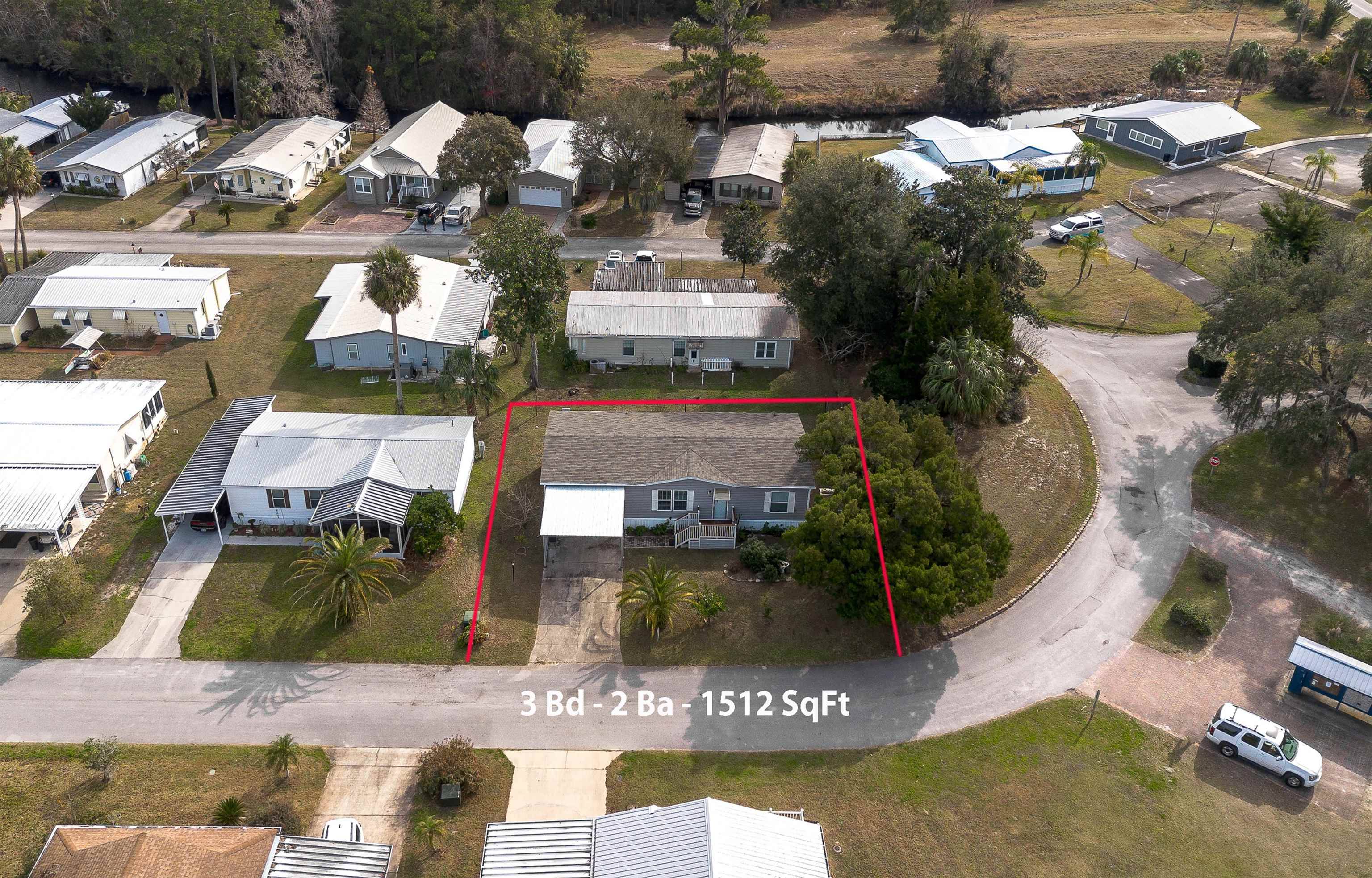 Satsuma, FL 32189,102 Pine Lake Dr