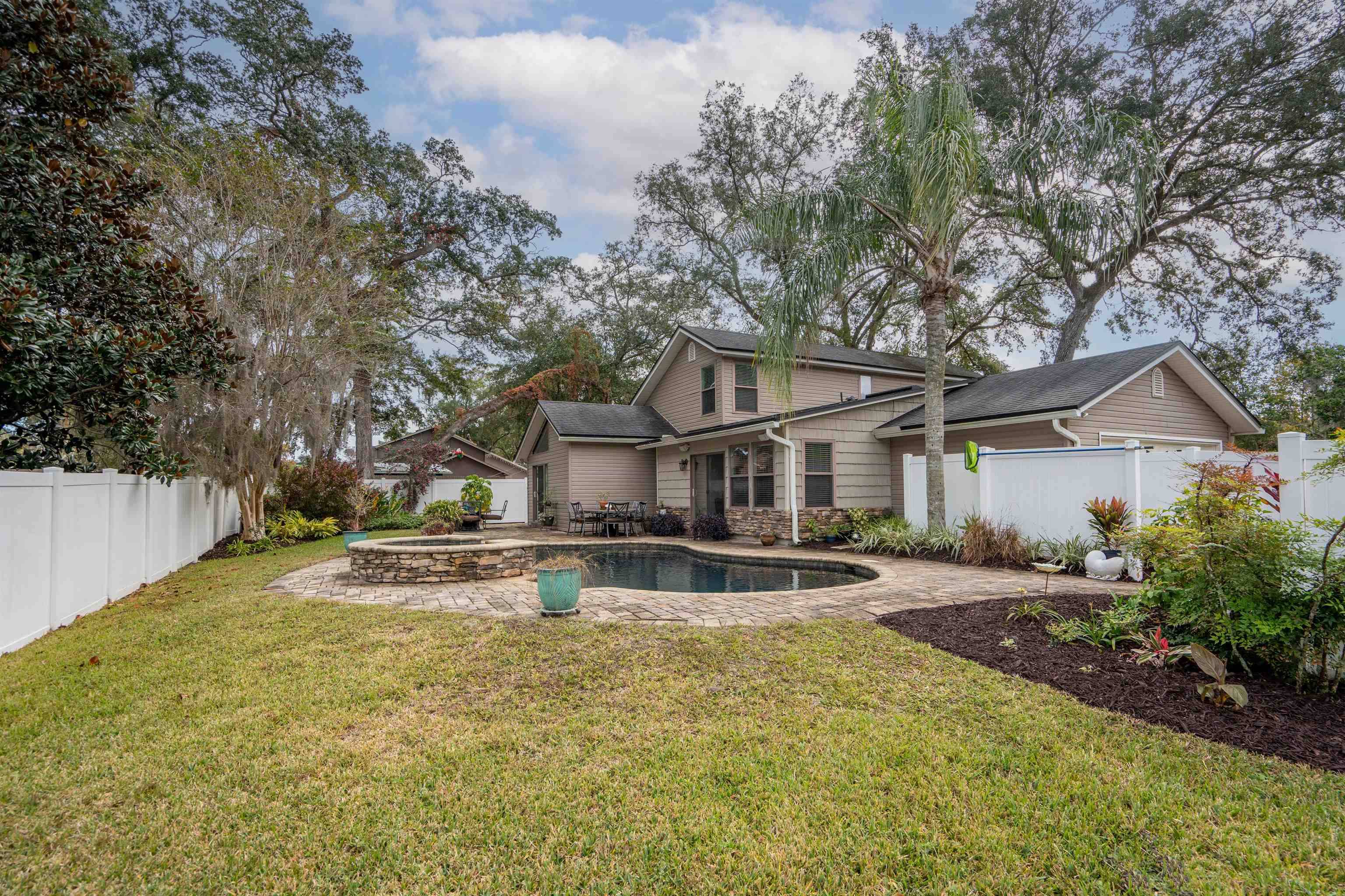 Jacksonville, FL 32223,1407 Rivergate Dr