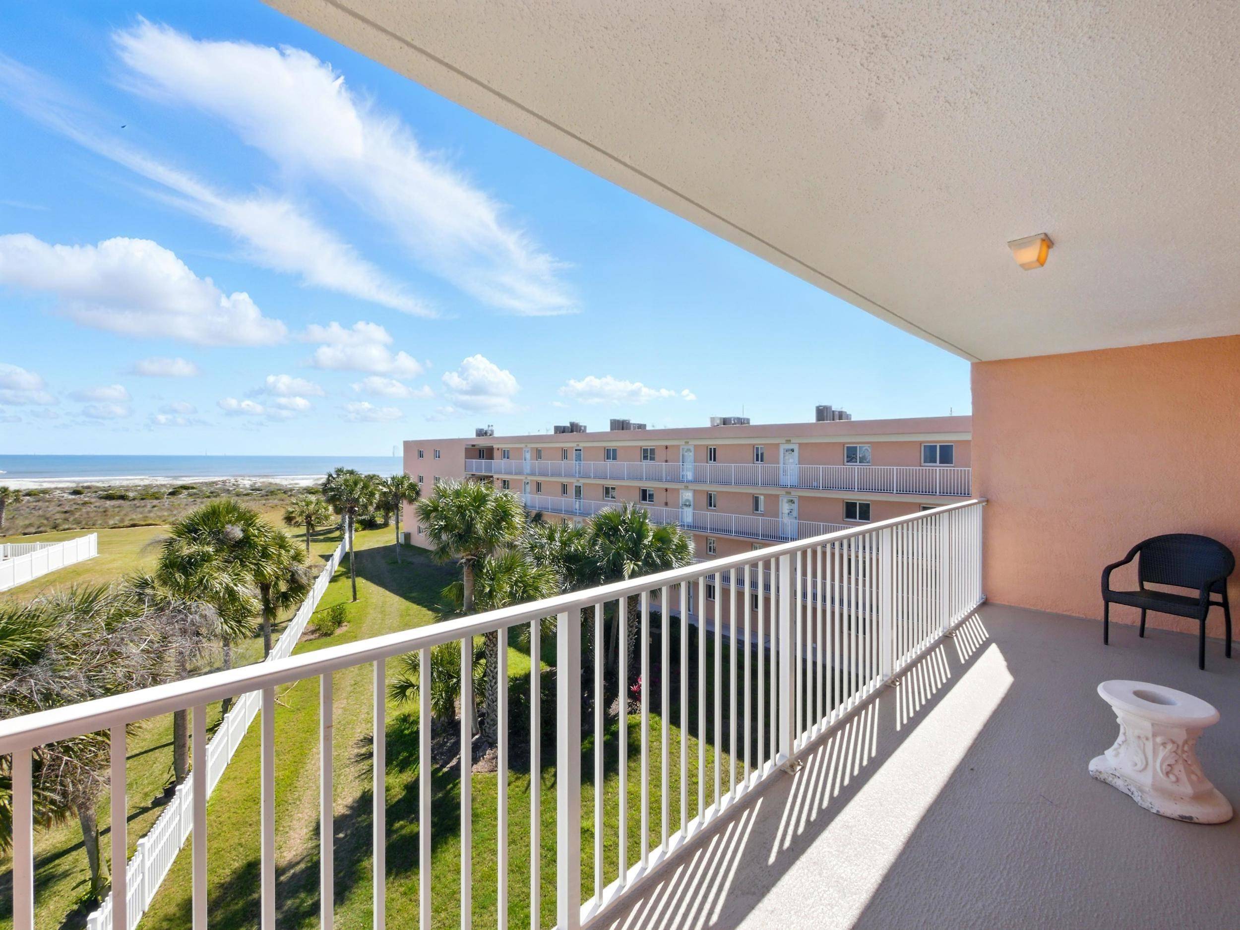 St Augustine, FL 32080,4 Ocean Trace Rd