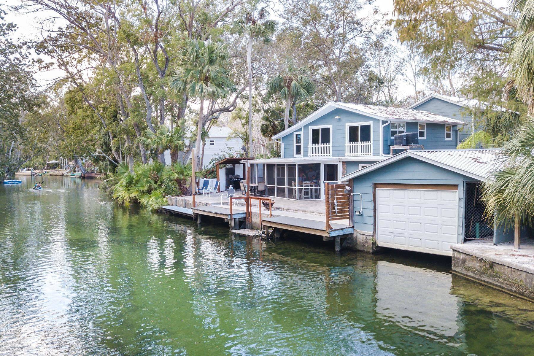 Weeki Wachee, FL 34607,6194 bear trail