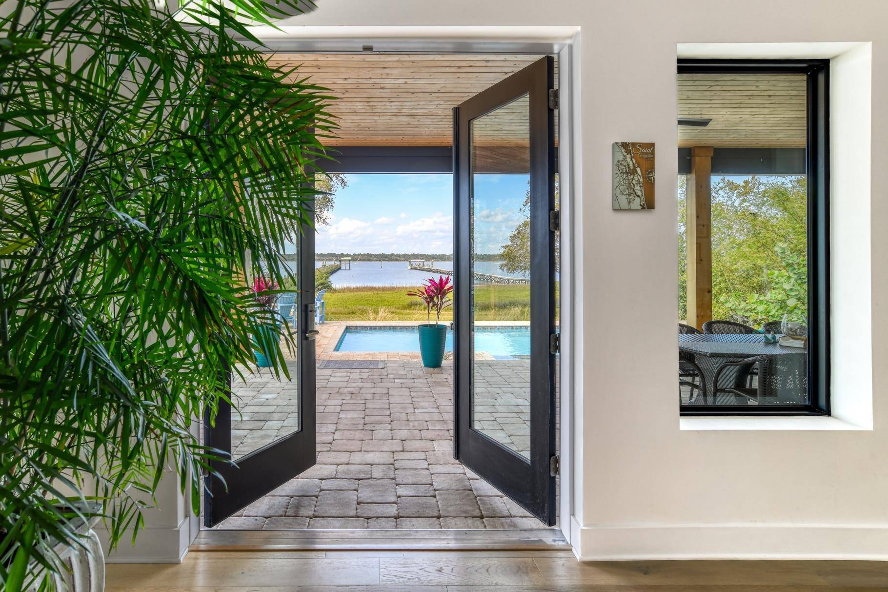 St Augustine, FL 32080,5325 Riverview Dr with NEW DOCK