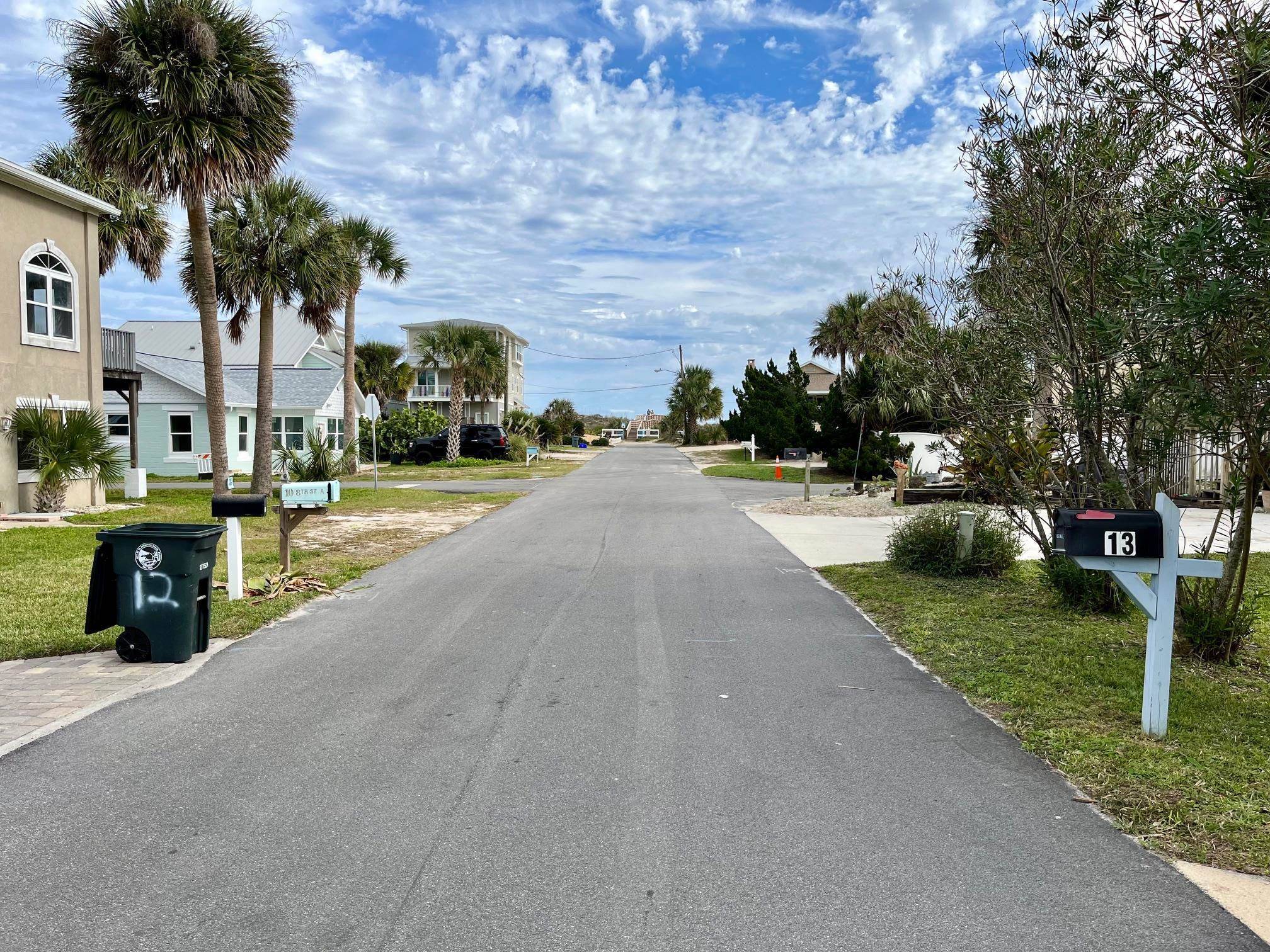 St Augustine, FL 32080,13 8Th St