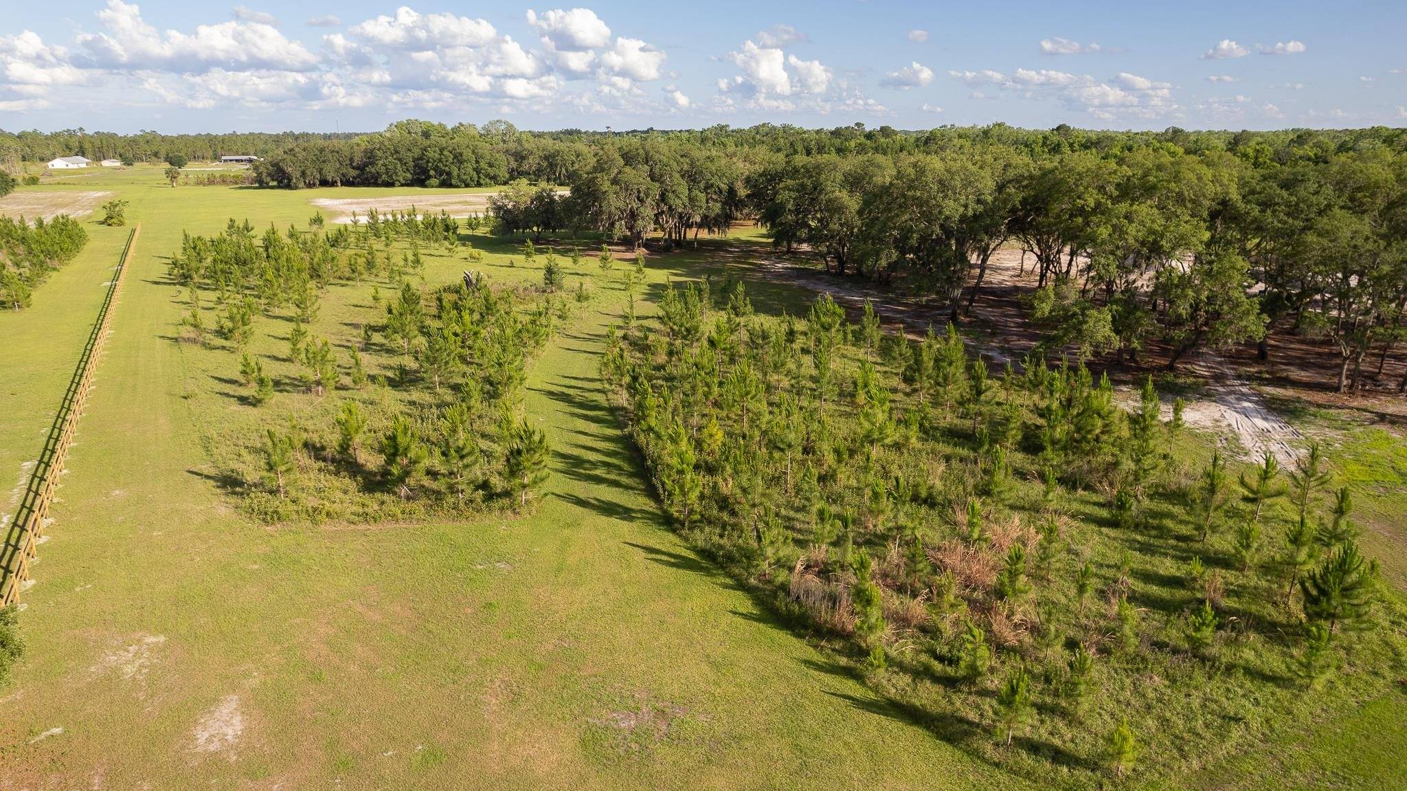 San Mateo, FL 32187,641 E State Road 100