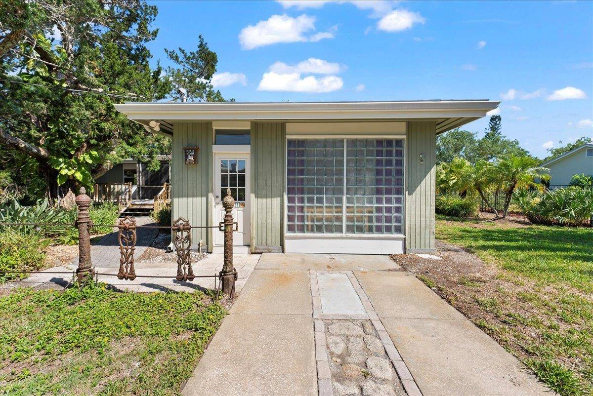 St Augustine, FL 32080,201 Arpieka Ave + (In-Law Suite)
