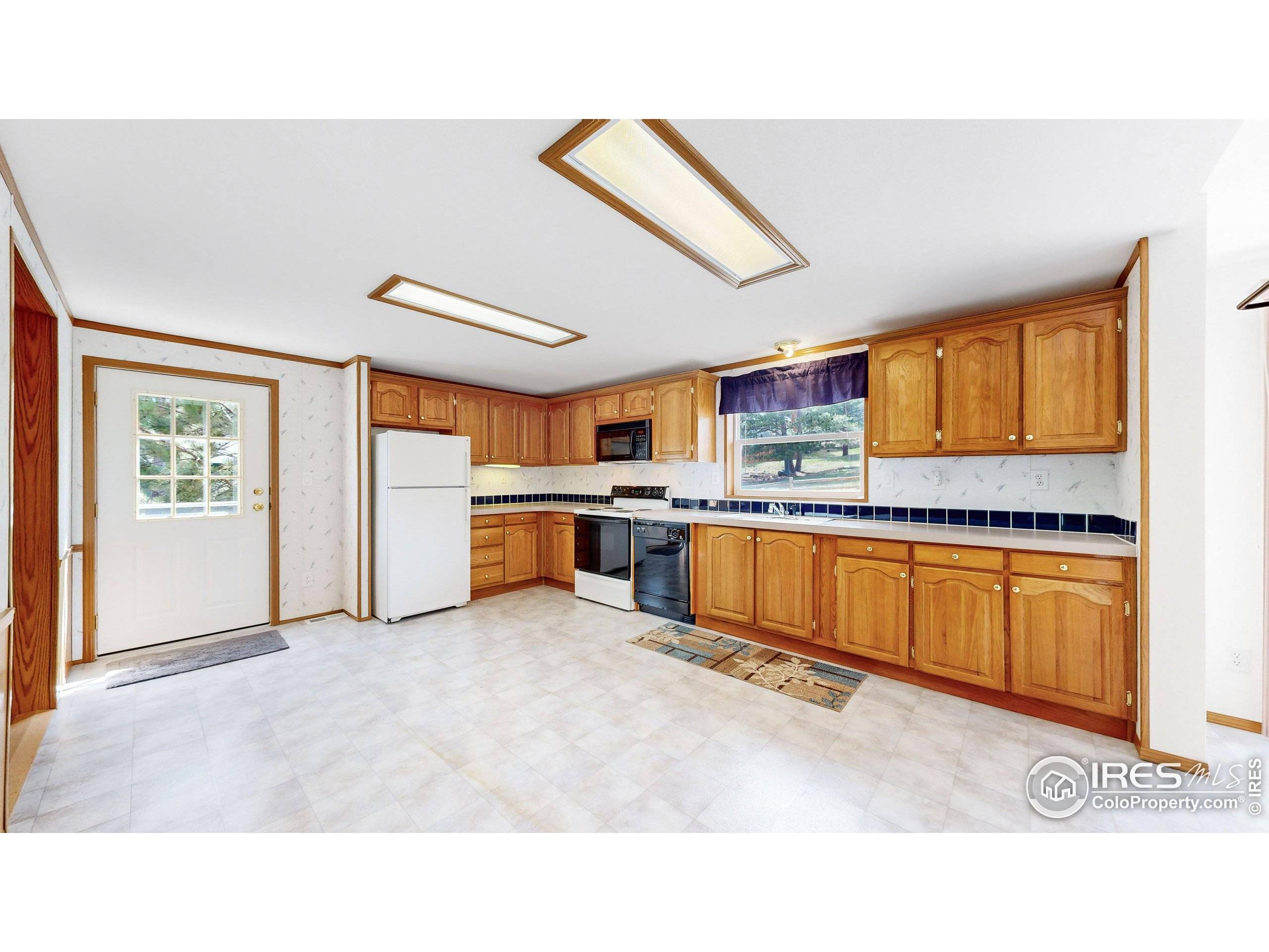 Estes Park, CO 80517,575 Chapin Ln