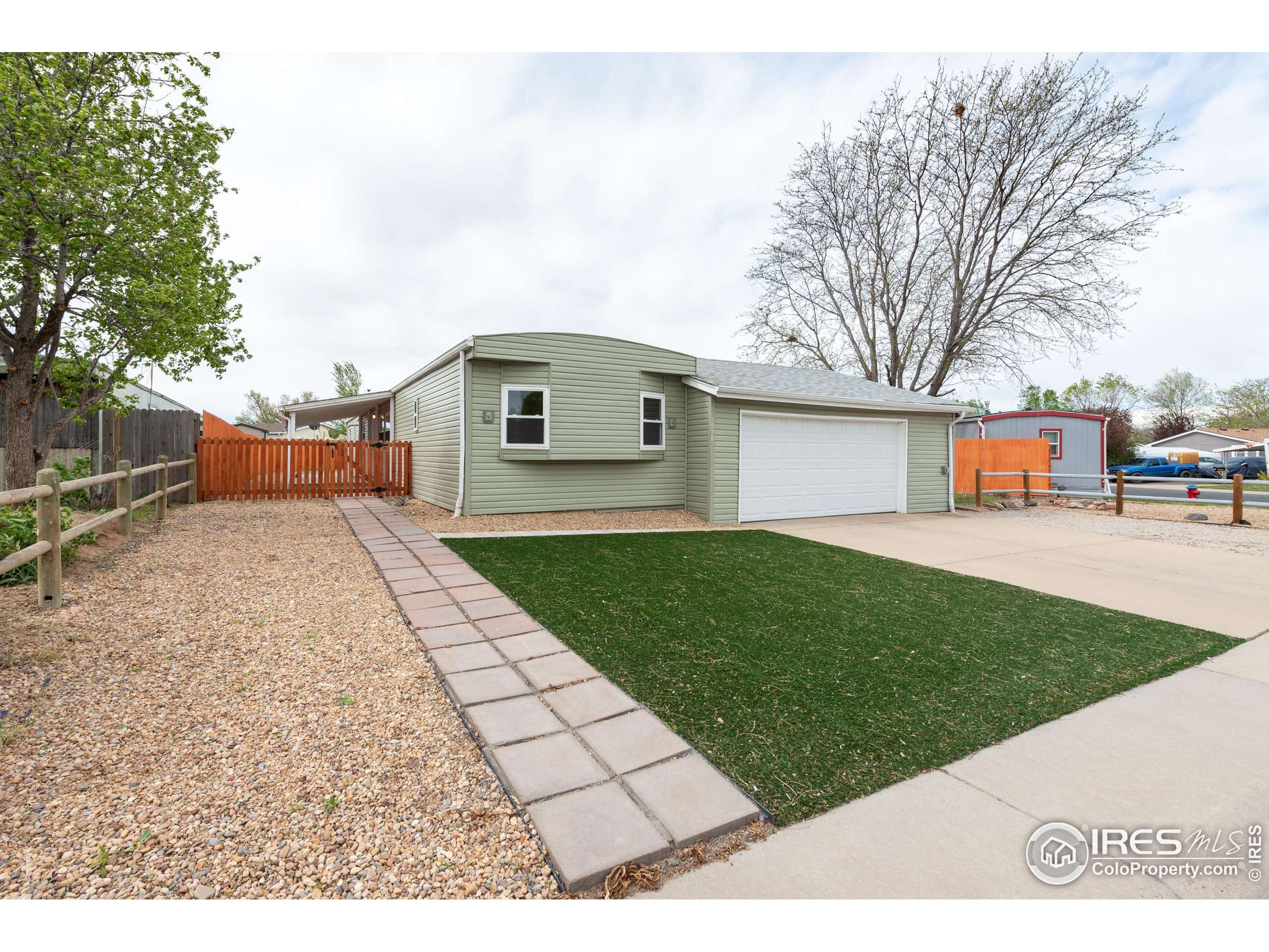 Dacono, CO 80514,1078 MacDavidson Cir