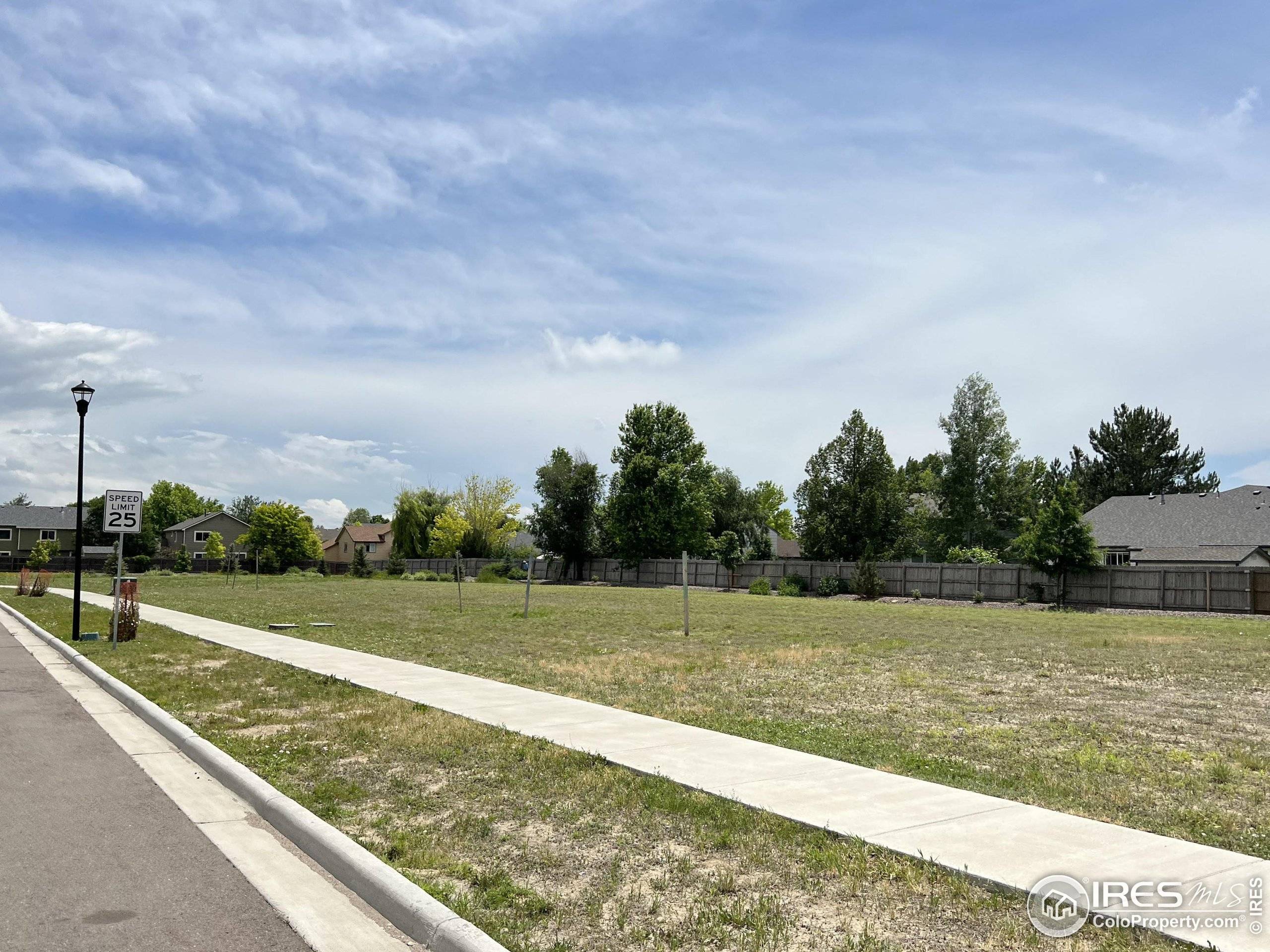 Longmont, CO 80504,2410 Lillie Ct