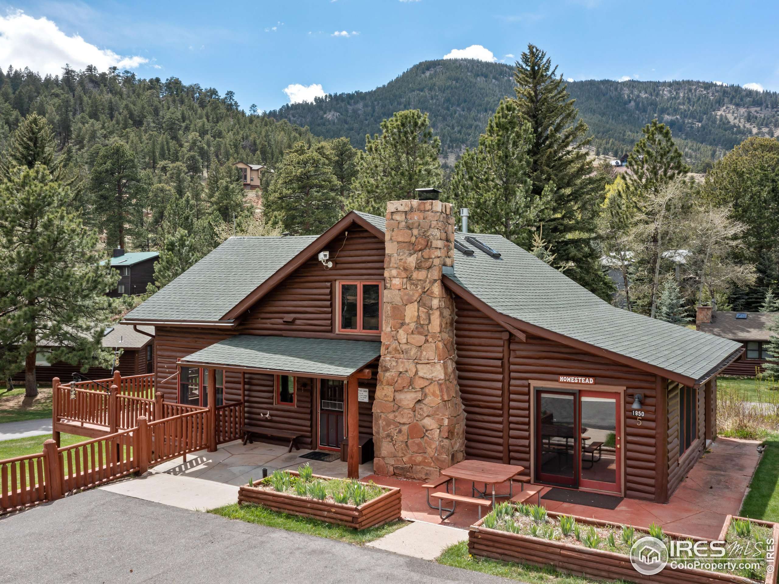 Estes Park, CO 80517,1850 Fall River Rd #5
