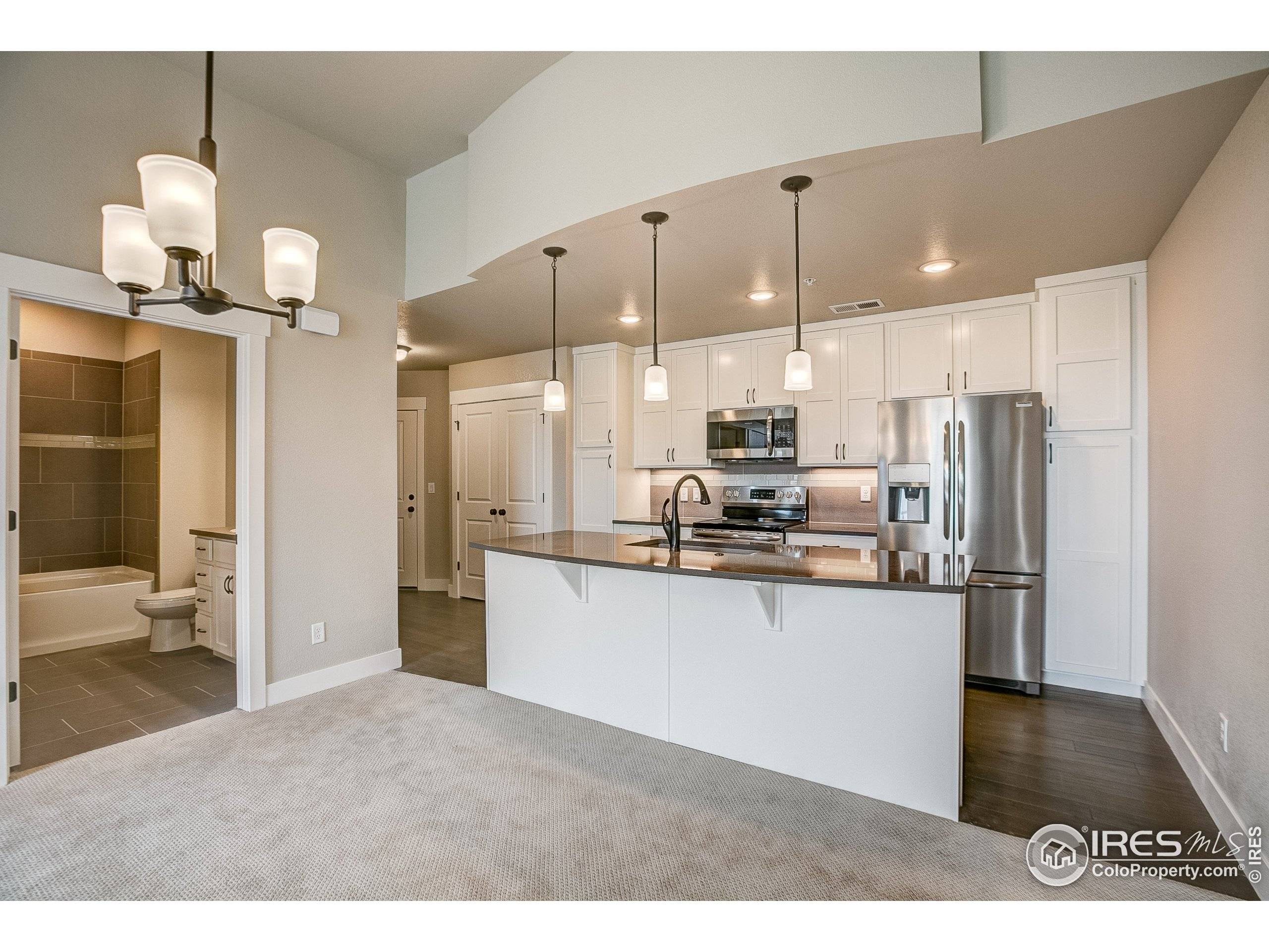 Longmont, CO 80504,285 High Point Dr #207