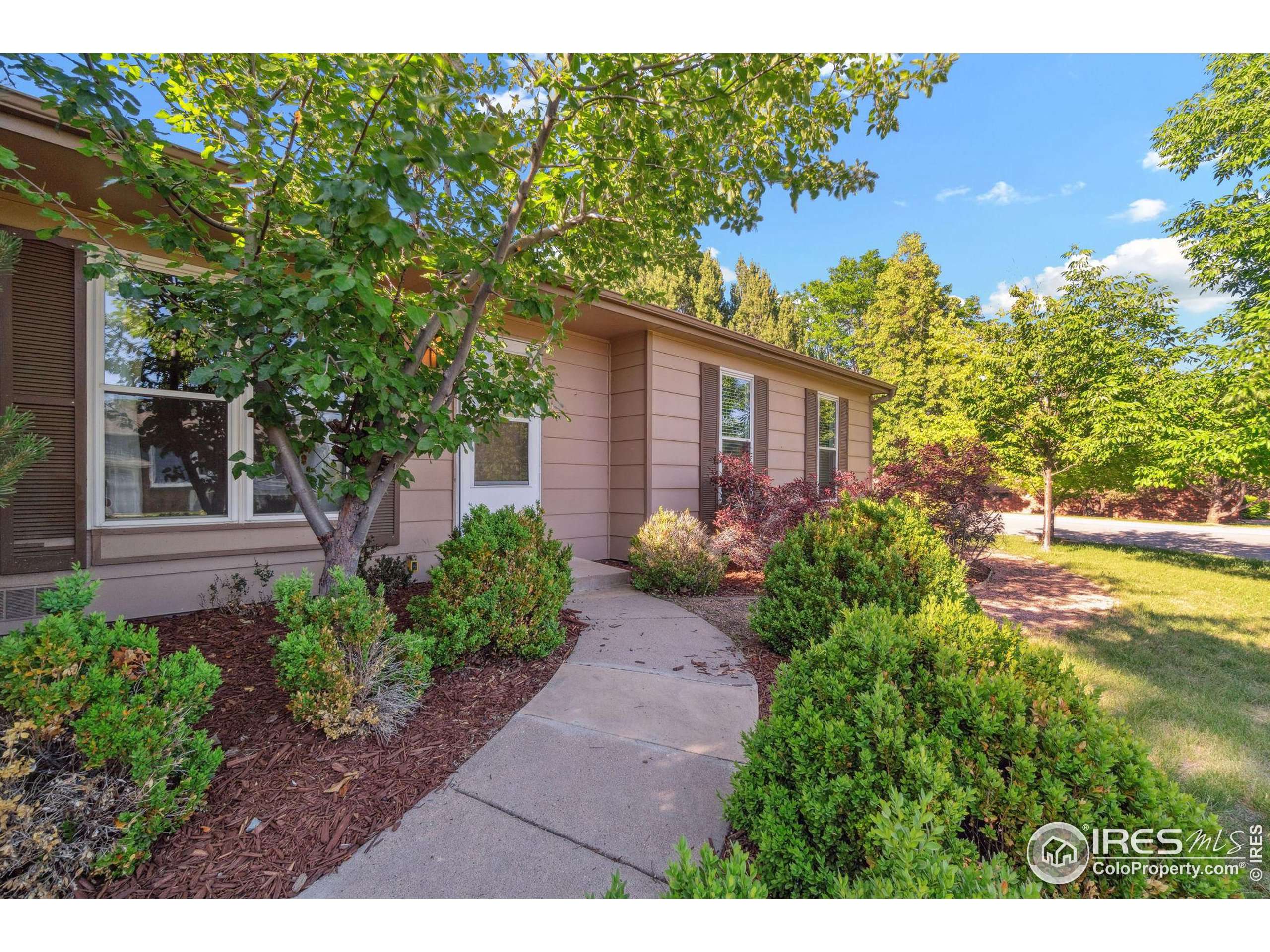 Fort Collins, CO 80526,400 Towhee St