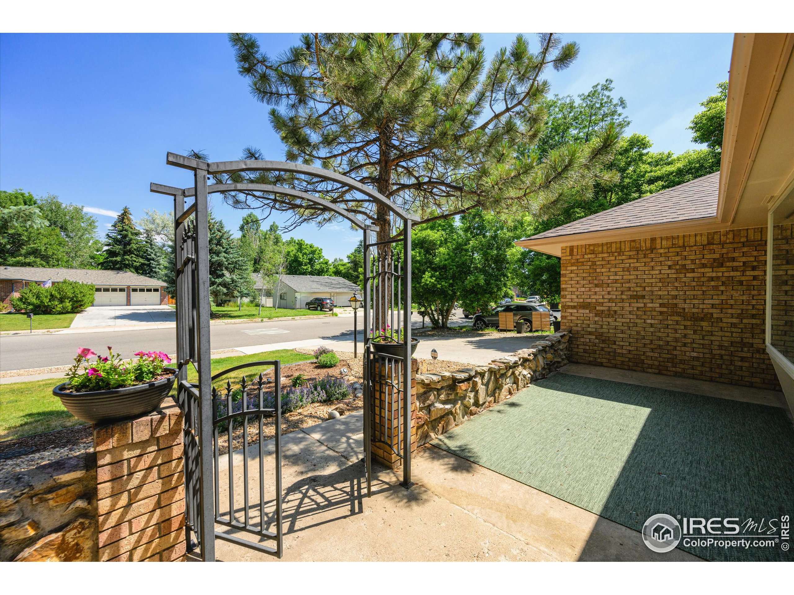 Loveland, CO 80538,1502 Caddoa Dr