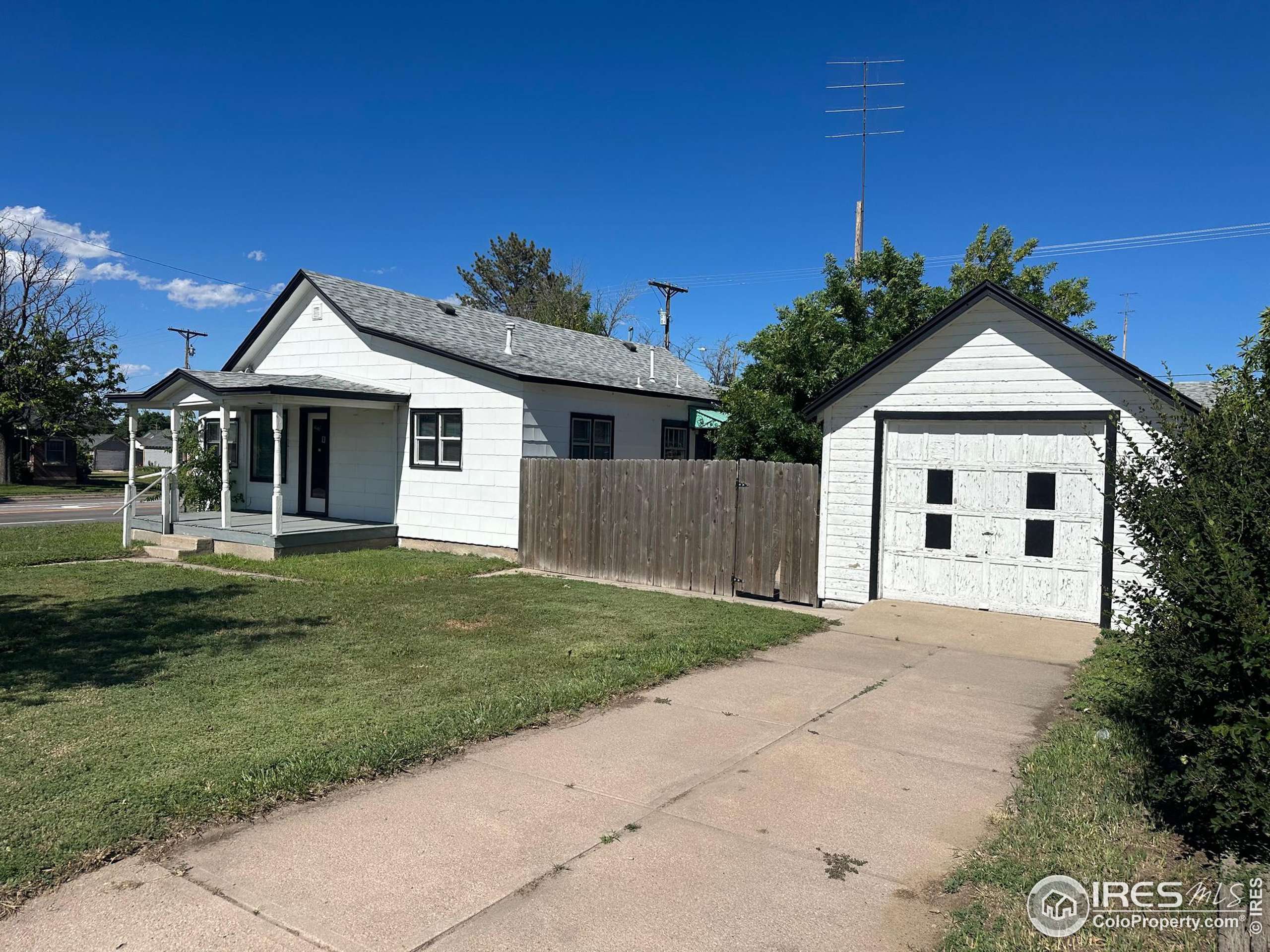 Akron, CO 80720,90 Cedar Ave