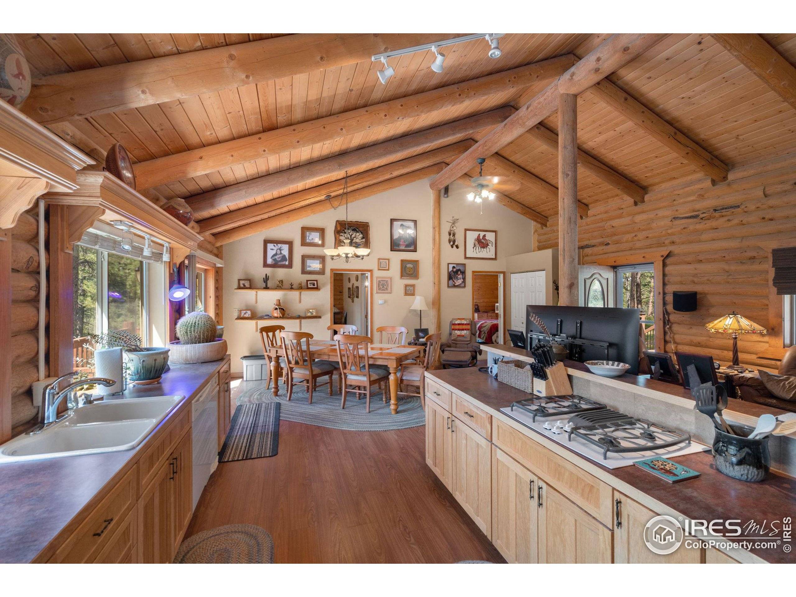 Drake, CO 80515,341 Spruce Mountain Dr