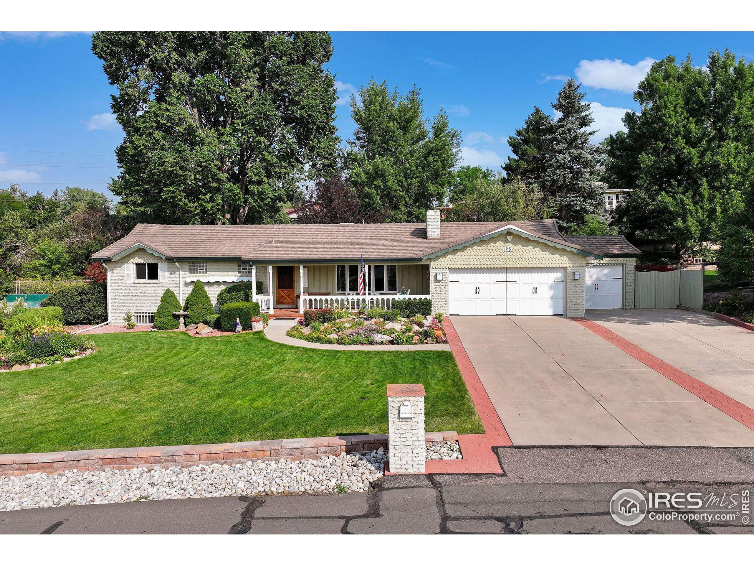 Wheat Ridge, CO 80215,28 Morningside Dr