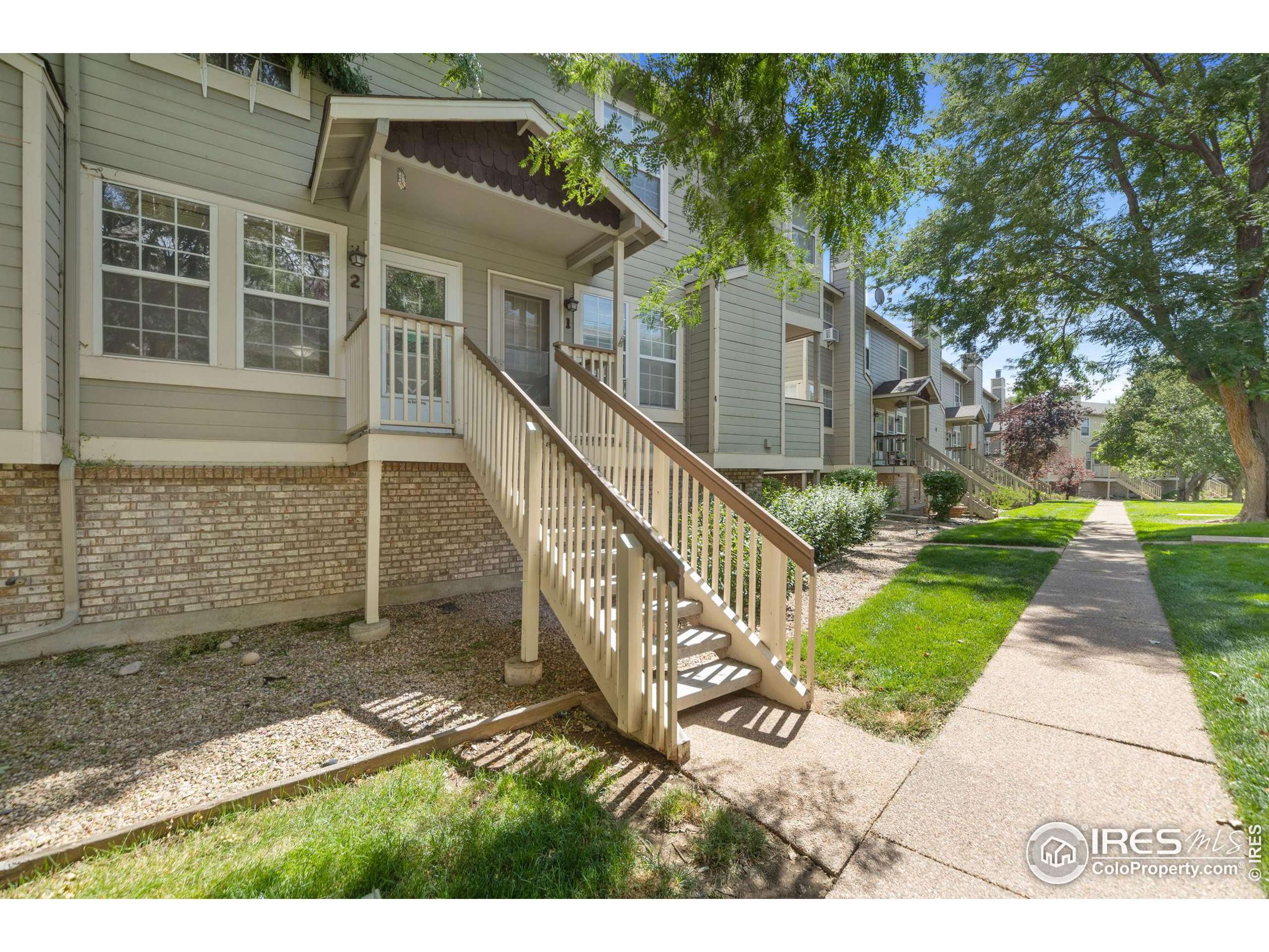 Fort Collins, CO 80526,3200 Azalea Dr #2