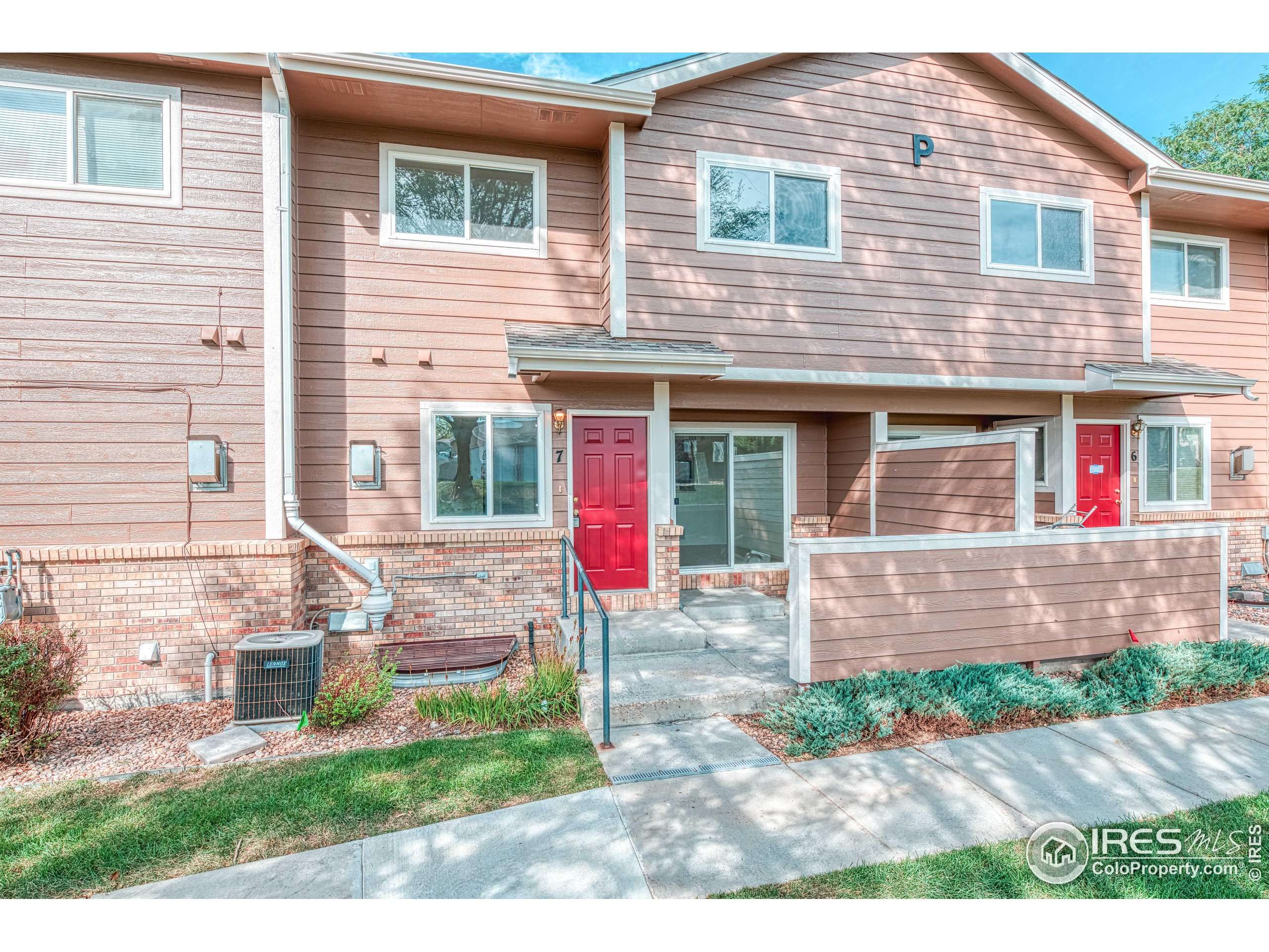 Longmont, CO 80501,1601 Great Western Dr #P-7