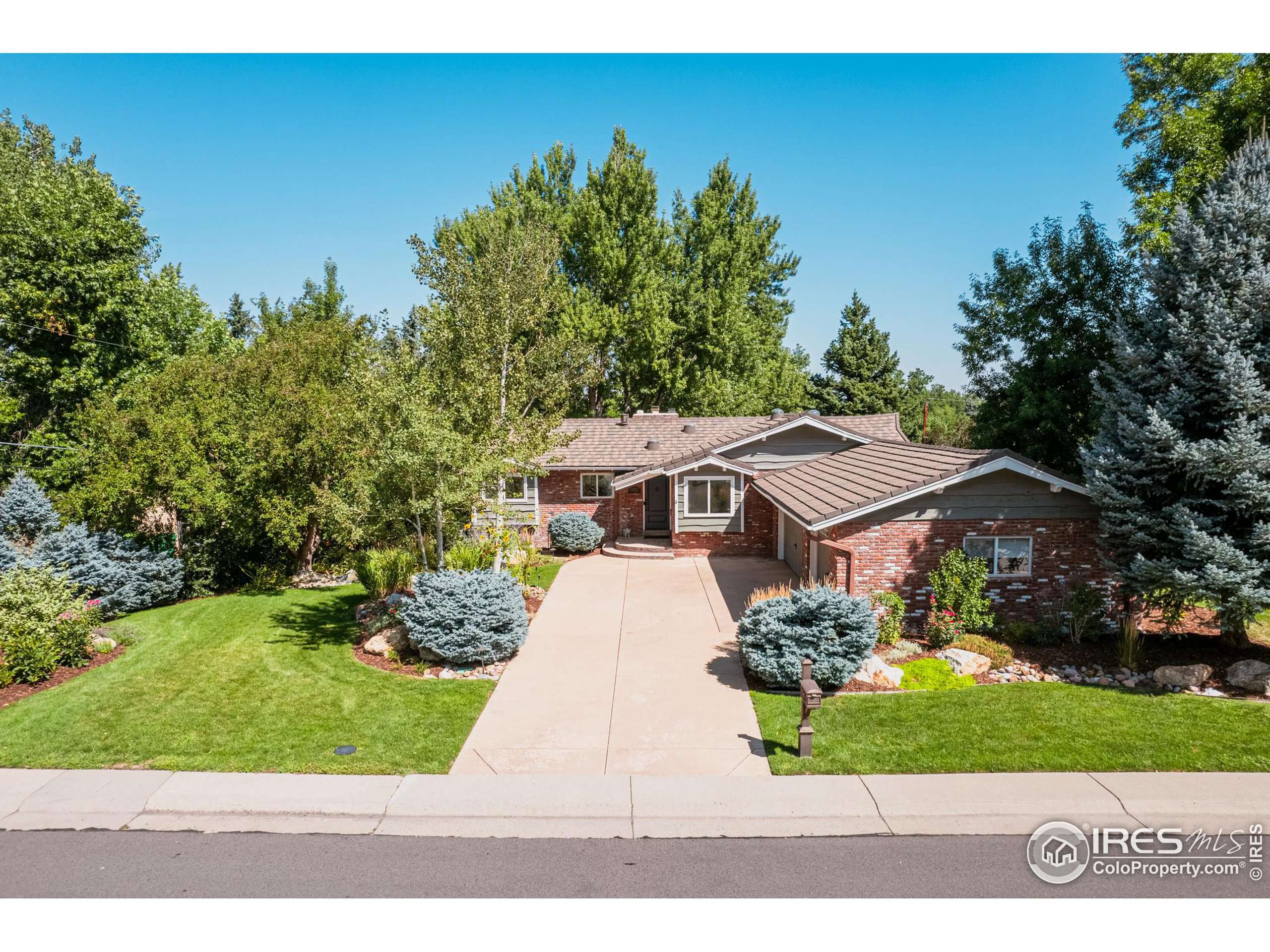 Lakewood, CO 80215,12467 W 16th Pl