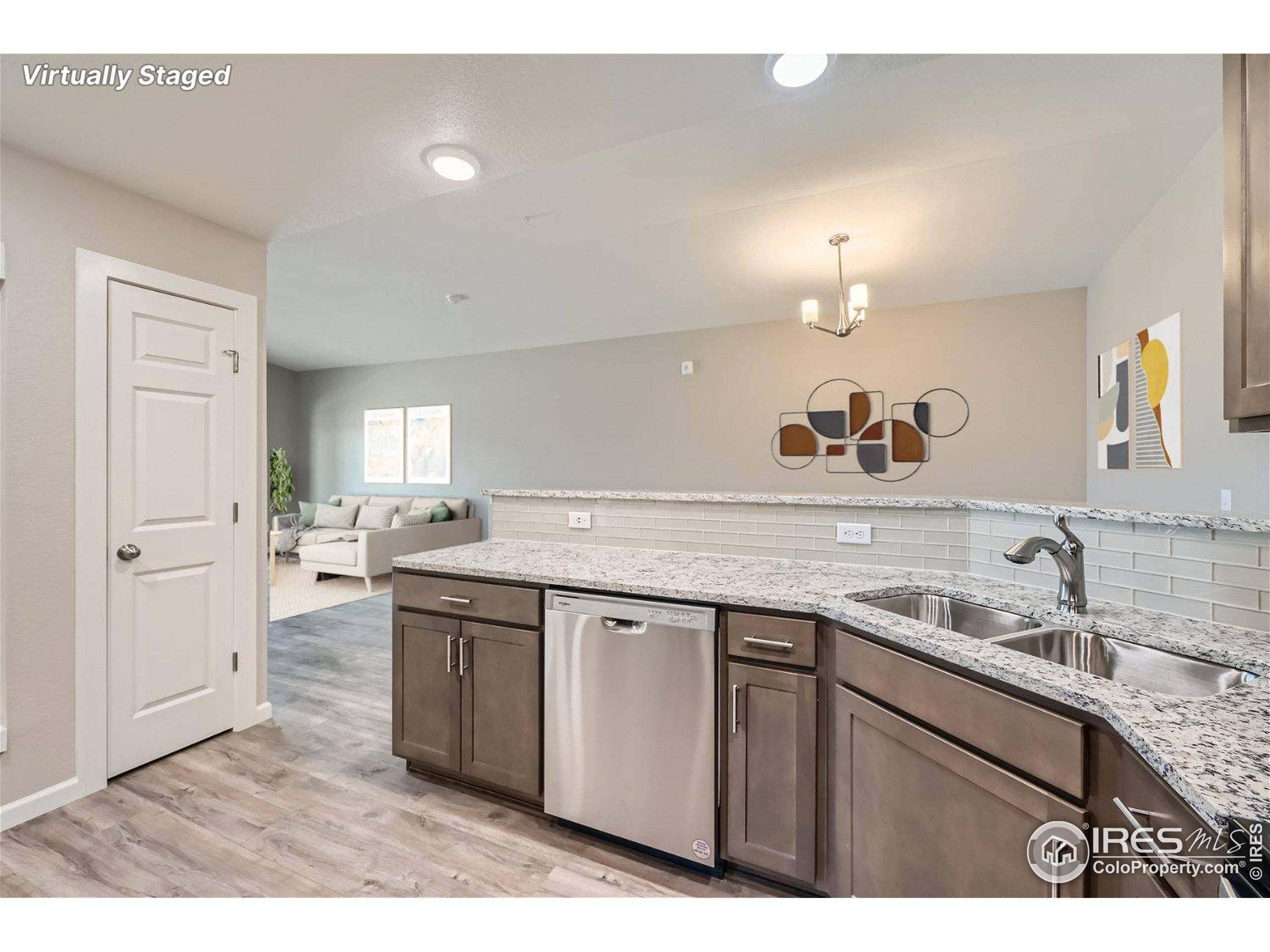 Longmont, CO 80504,2435 Calais Dr #H