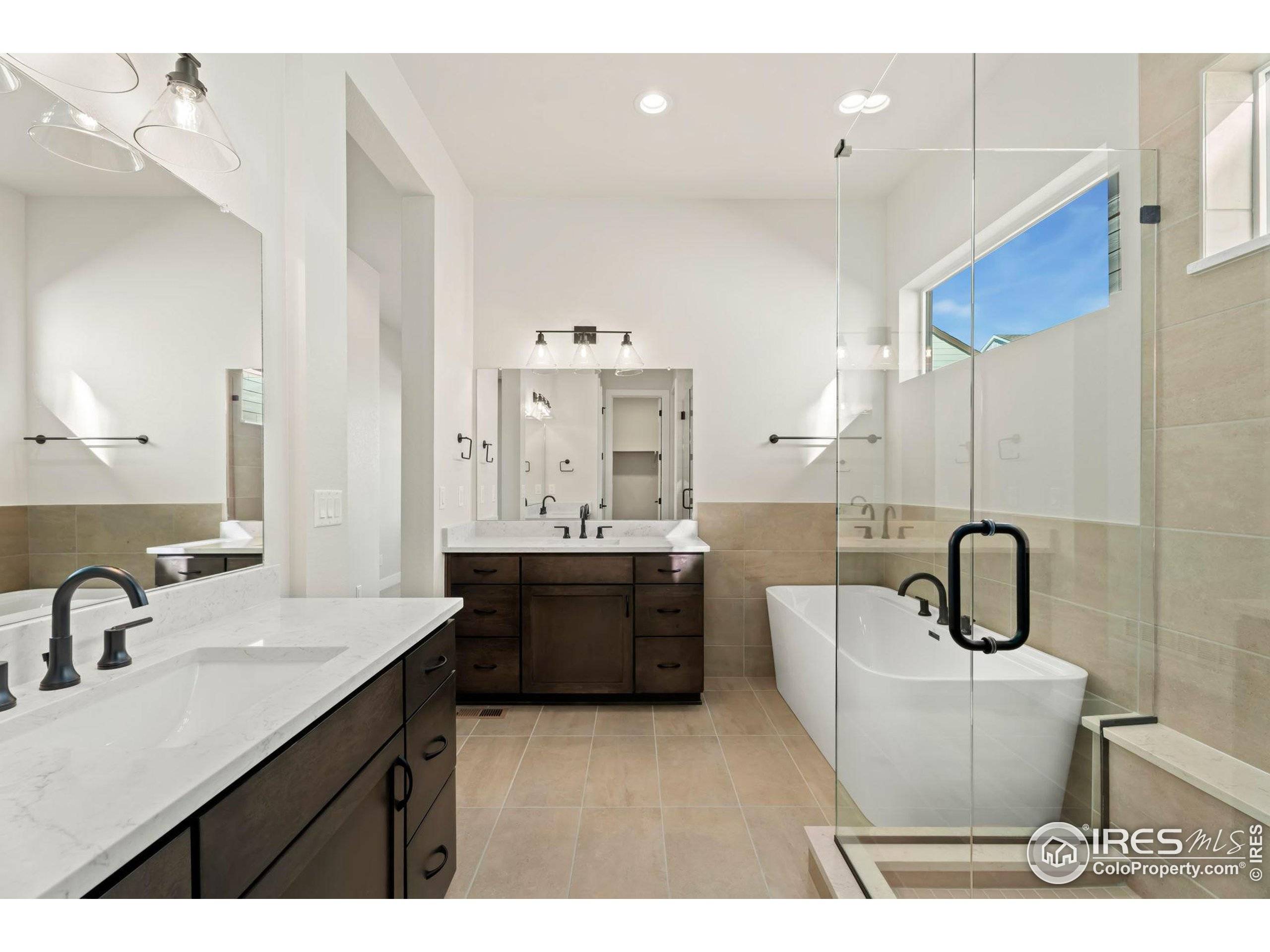 Windsor, CO 80550,1670 Winter Glow Dr