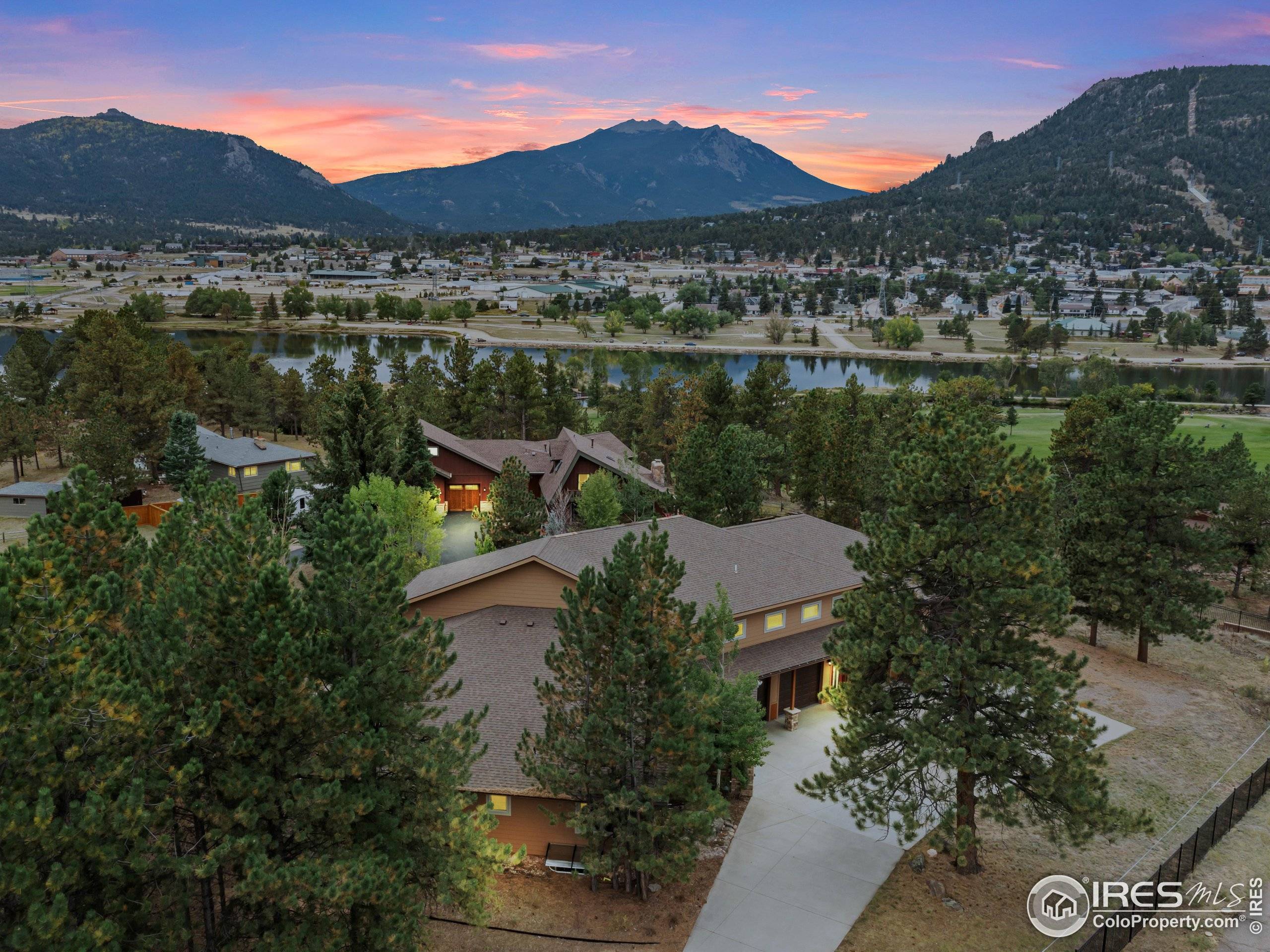 Estes Park, CO 80517,557 Grand Estates Dr