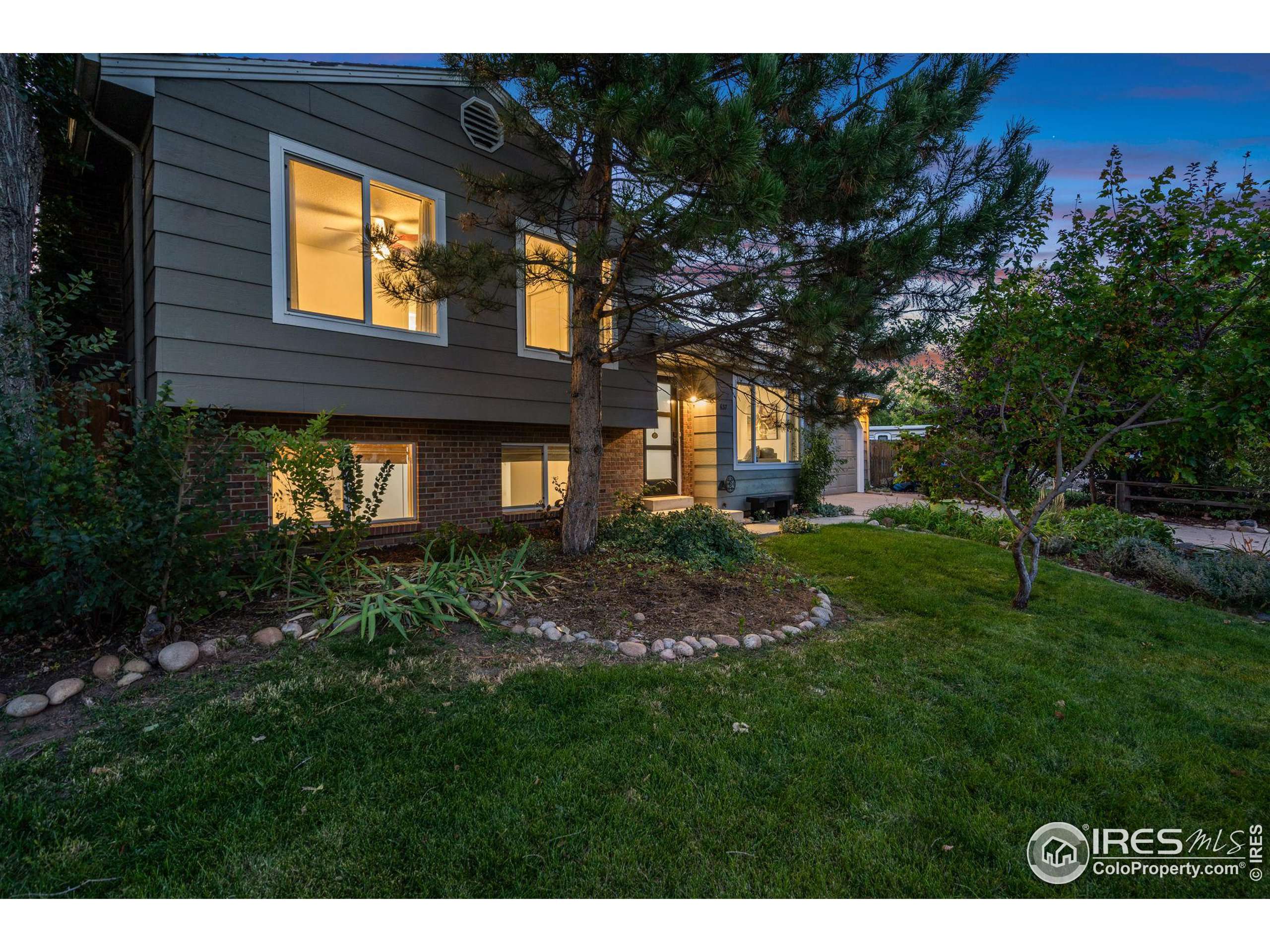 Fort Collins, CO 80526,637 Zuni Cir