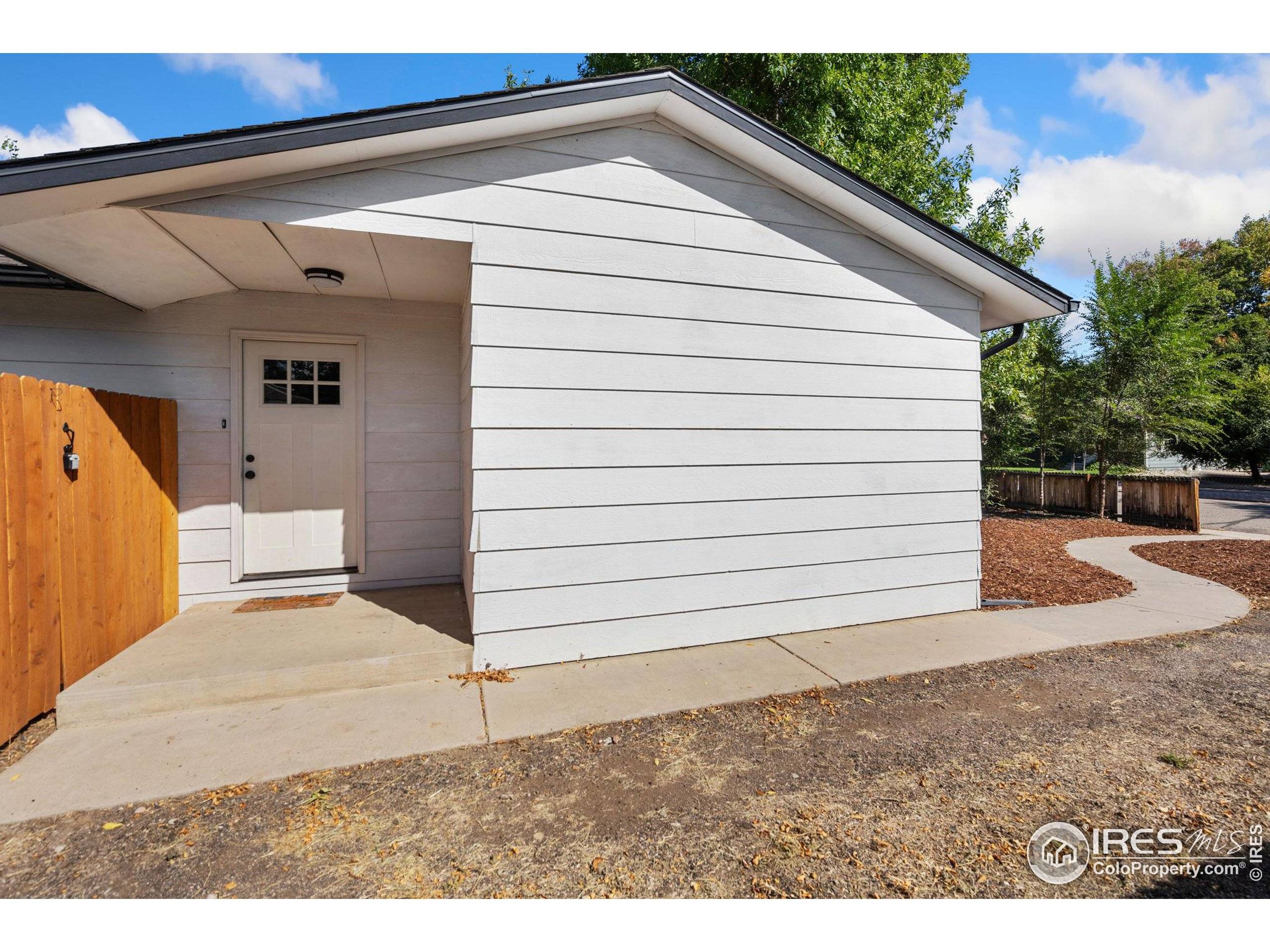 Loveland, CO 80537,135 S Jefferson Ave