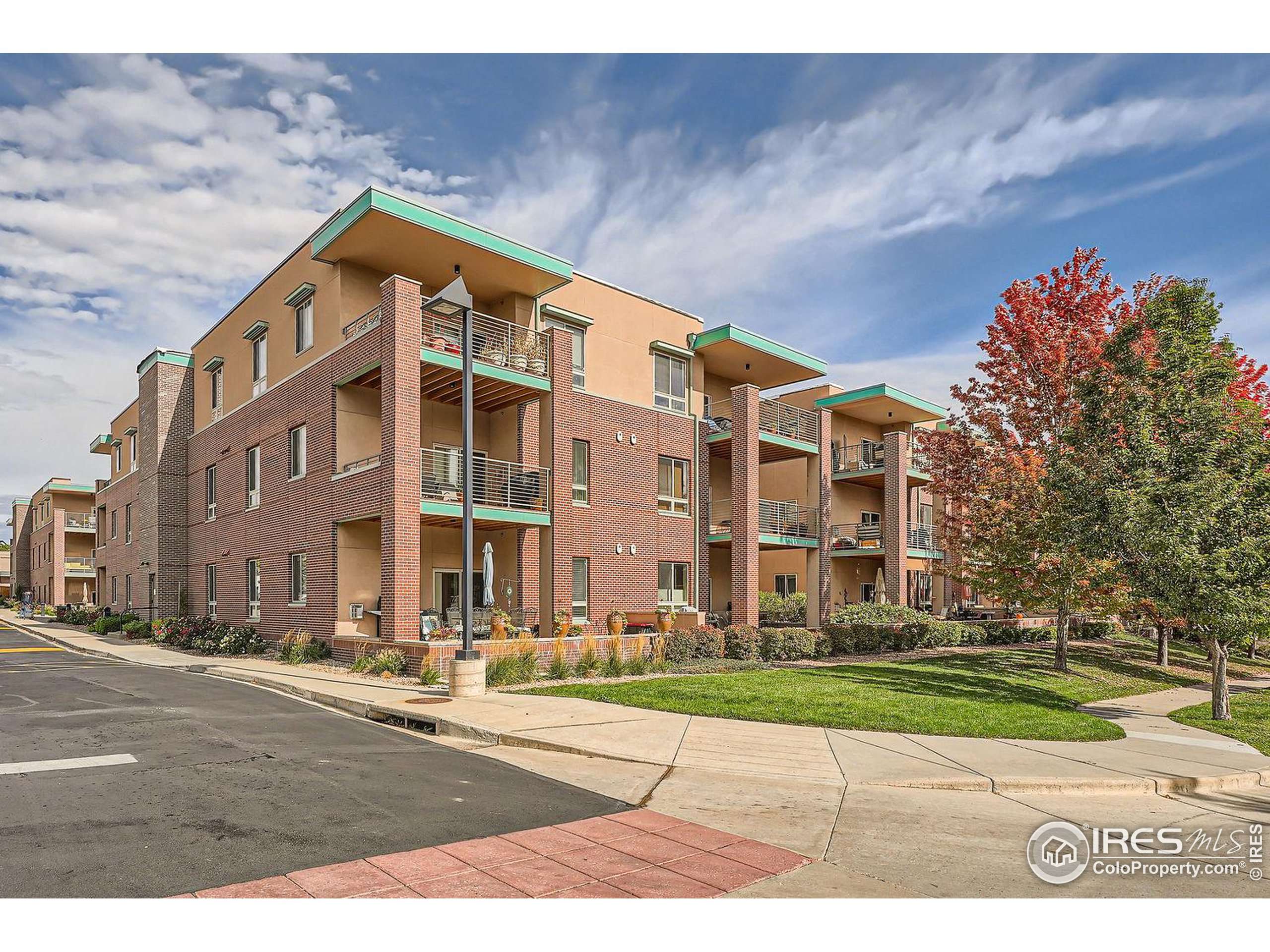 Louisville, CO 80027,1053 W Century Dr #205