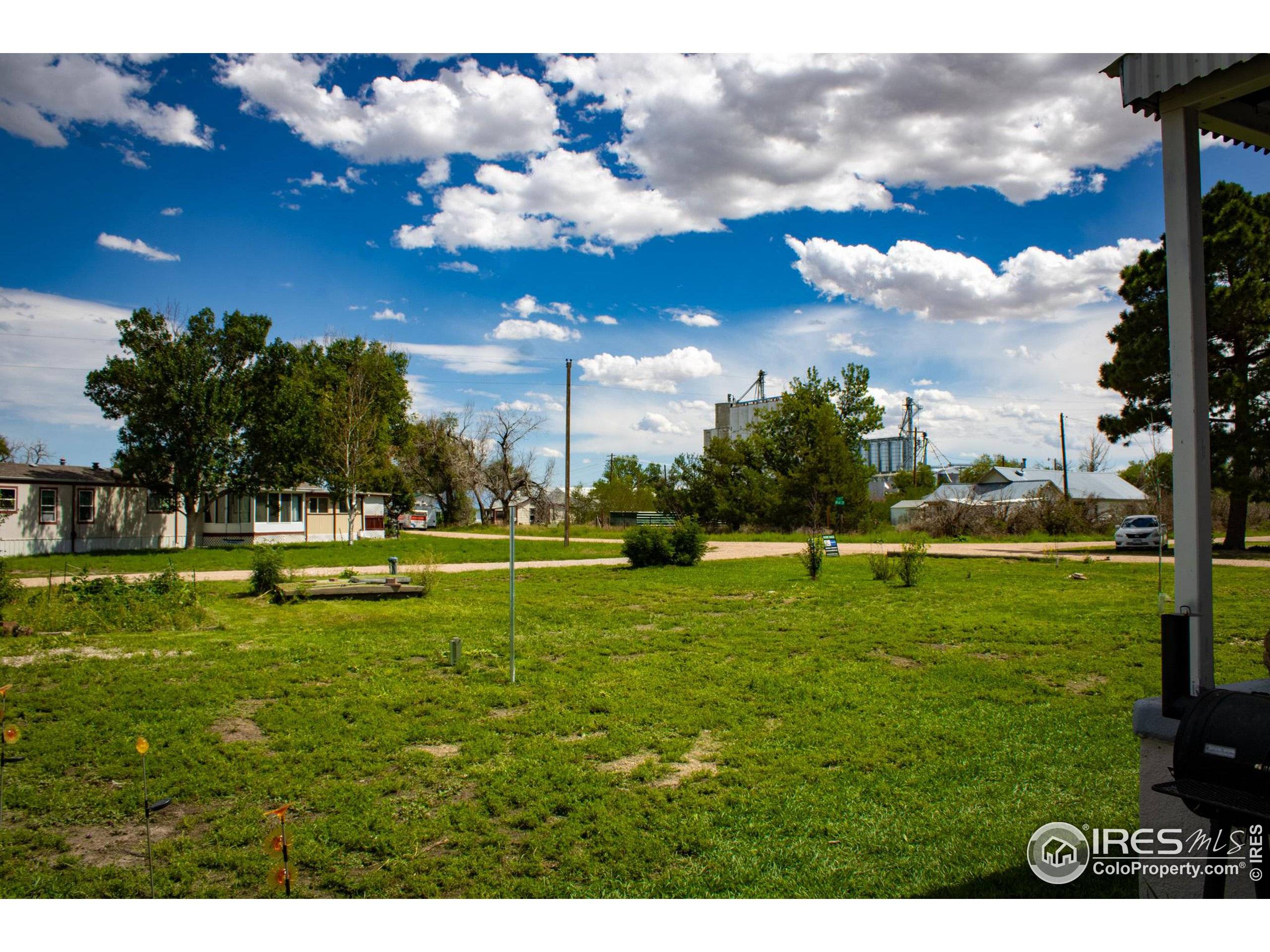 Roggen, CO 80652,317 Second St