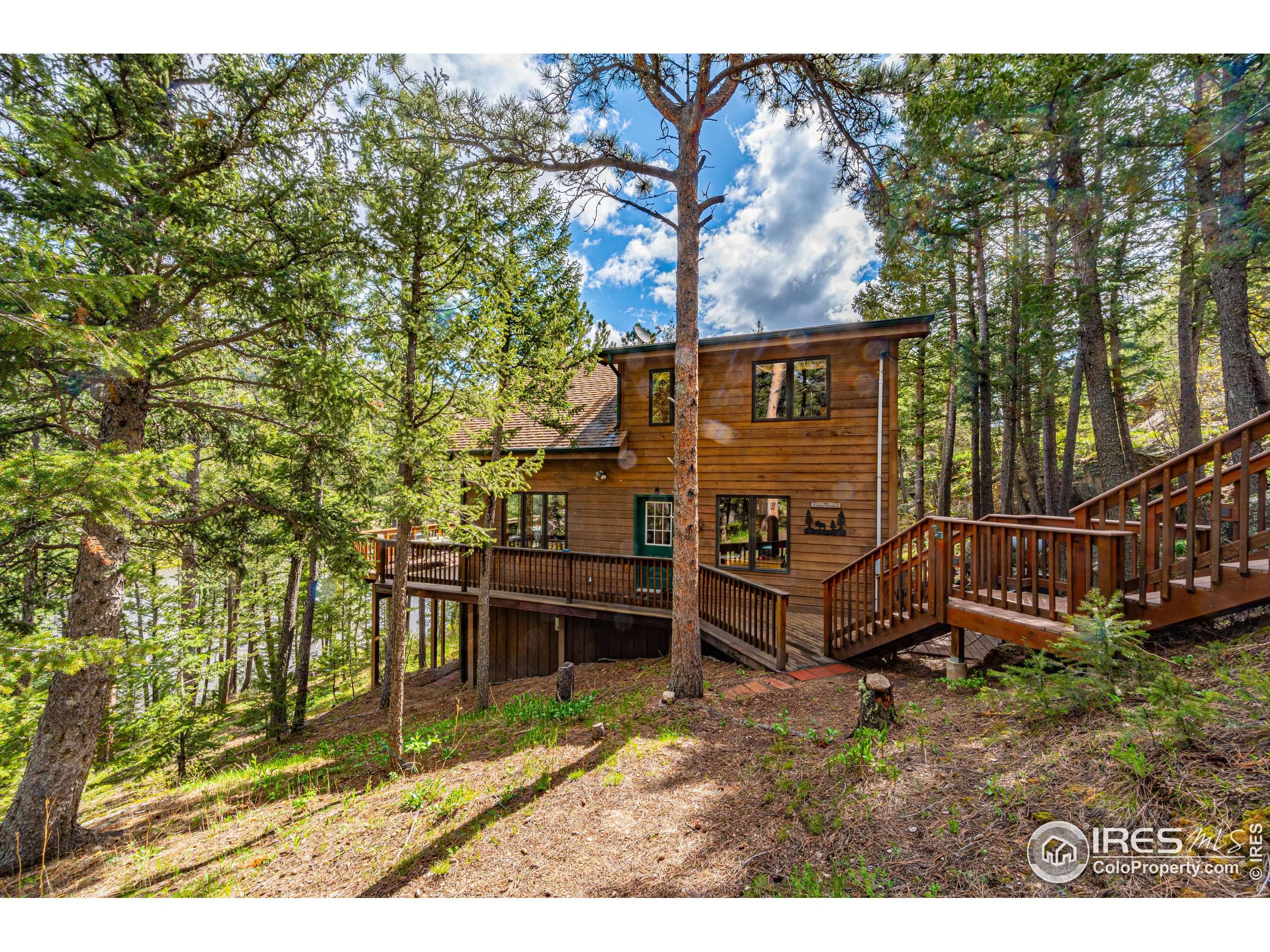 Lyons, CO 80540,743 Hickory Dr