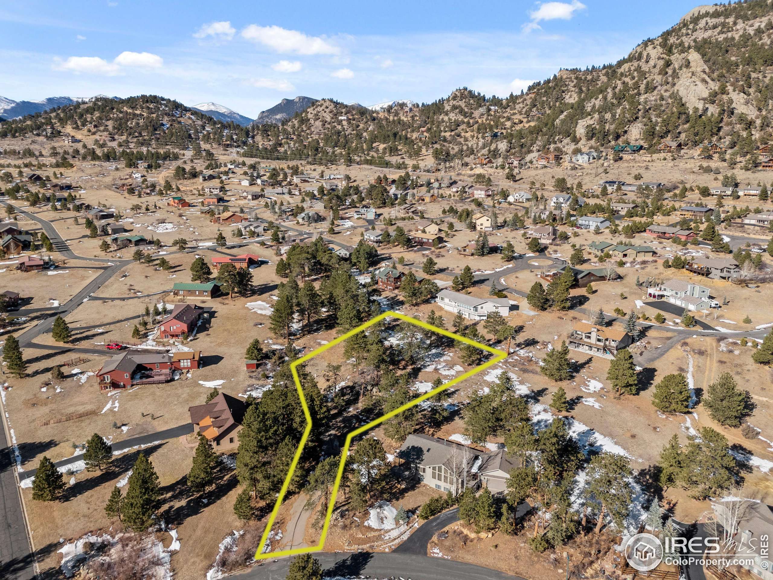 Estes Park, CO 80517,407 Pawnee Dr