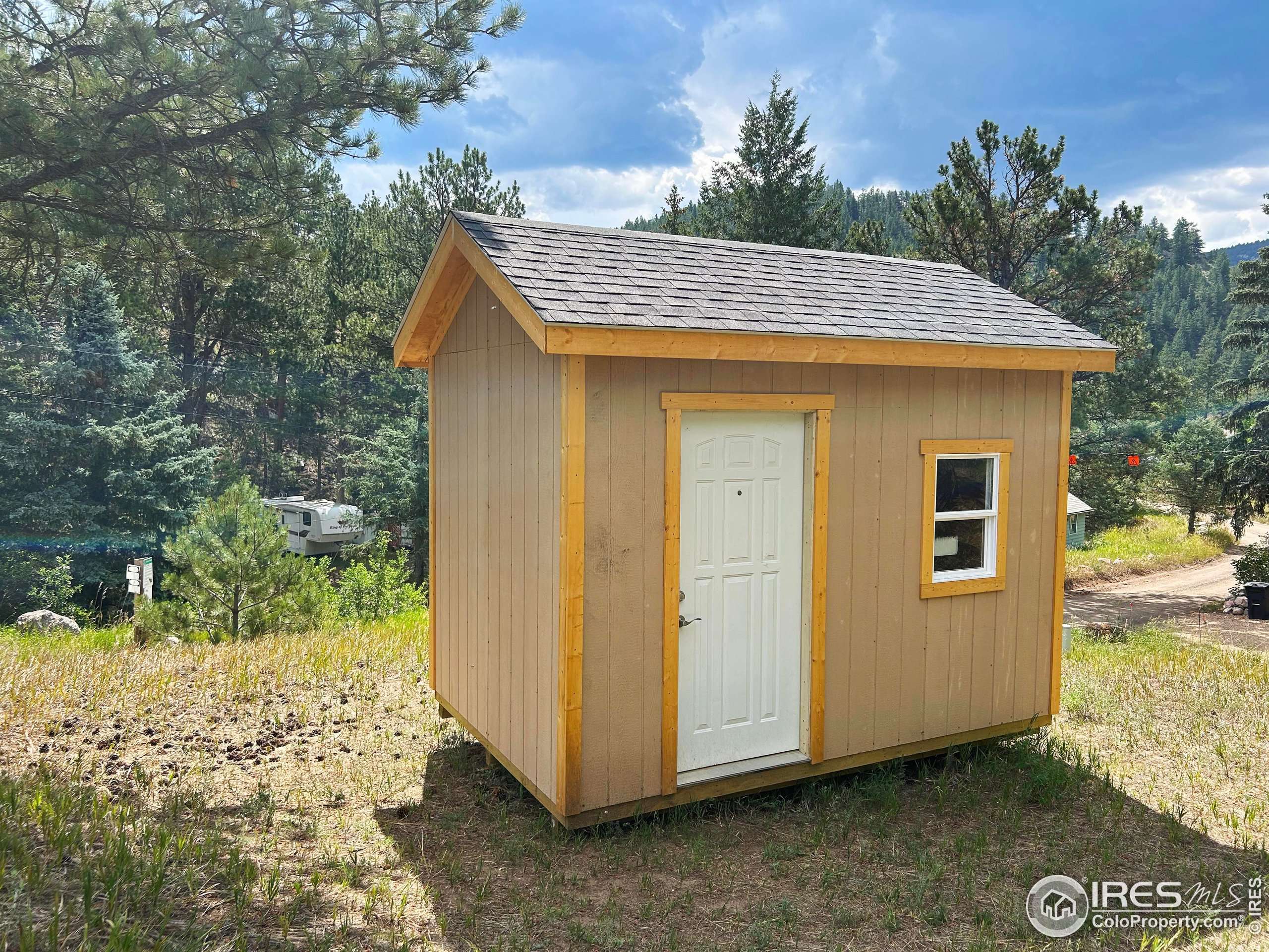 Glen Haven, CO 80532,211 Streamside Dr