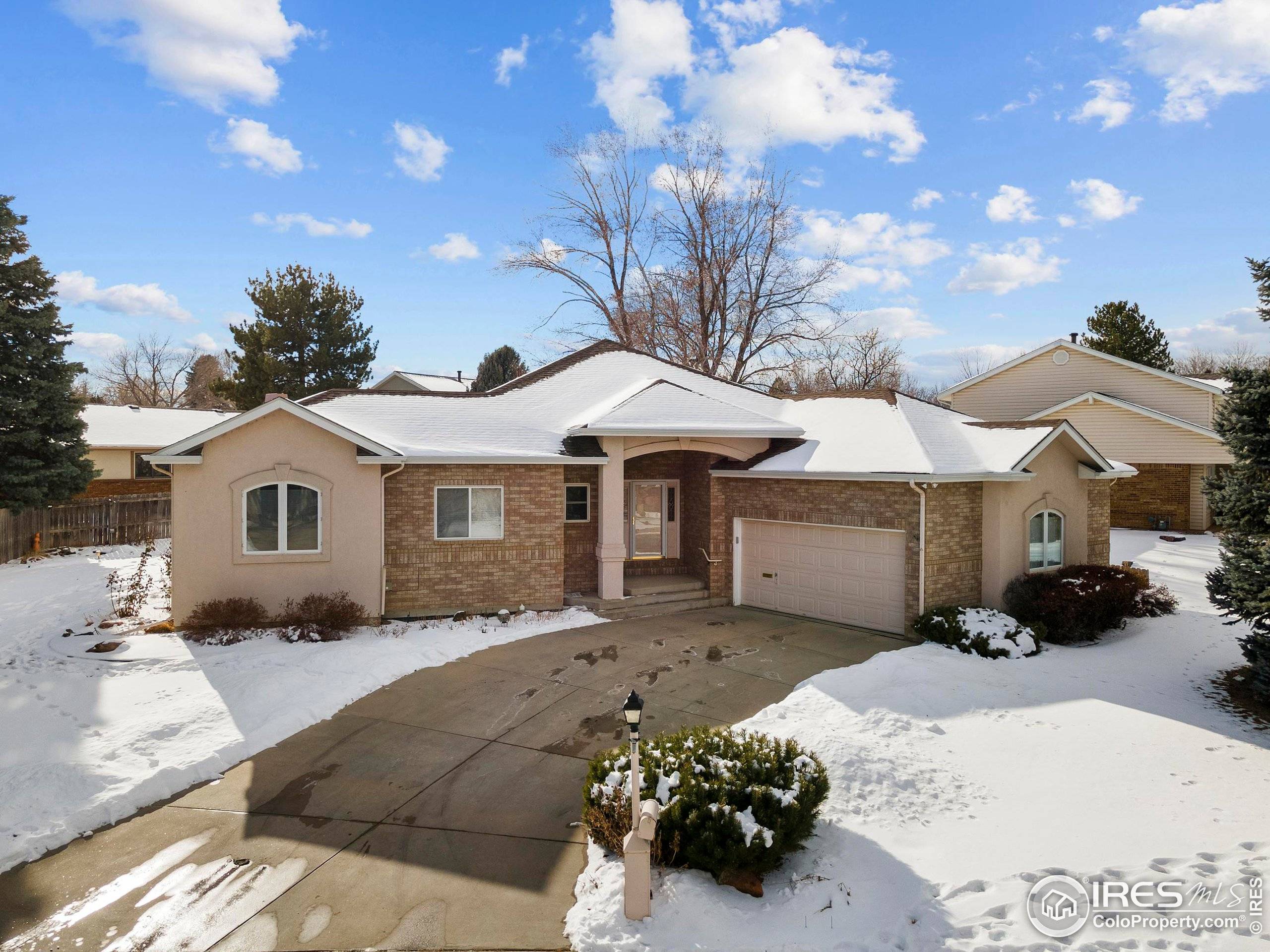 Longmont, CO 80504,6089 Fox Hill Dr