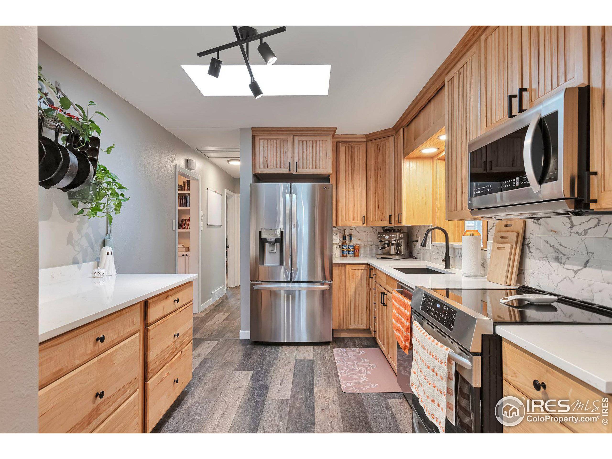 Longmont, CO 80501,1211 16th Ave