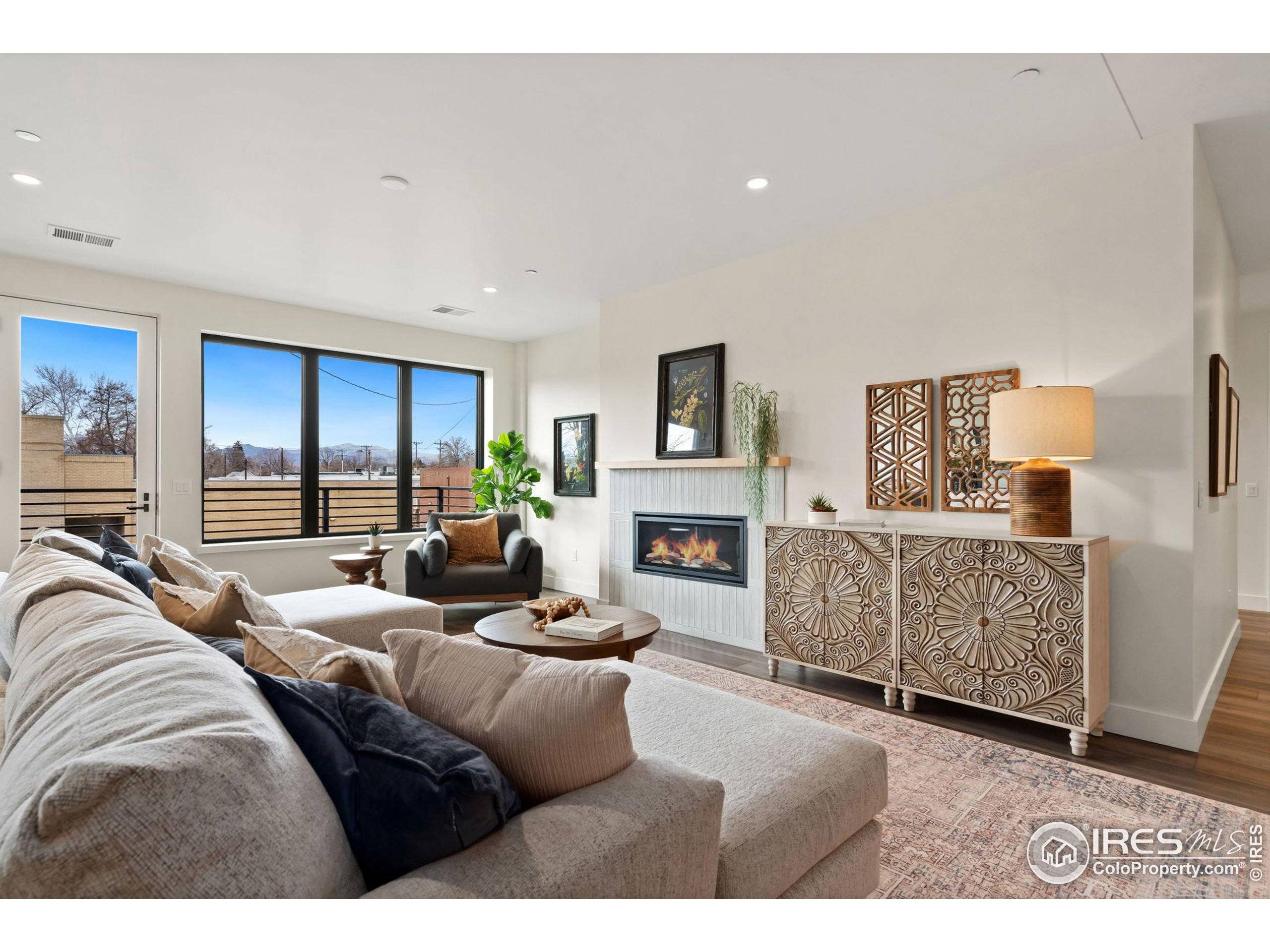 Loveland, CO 80537,205 E 6th St #201