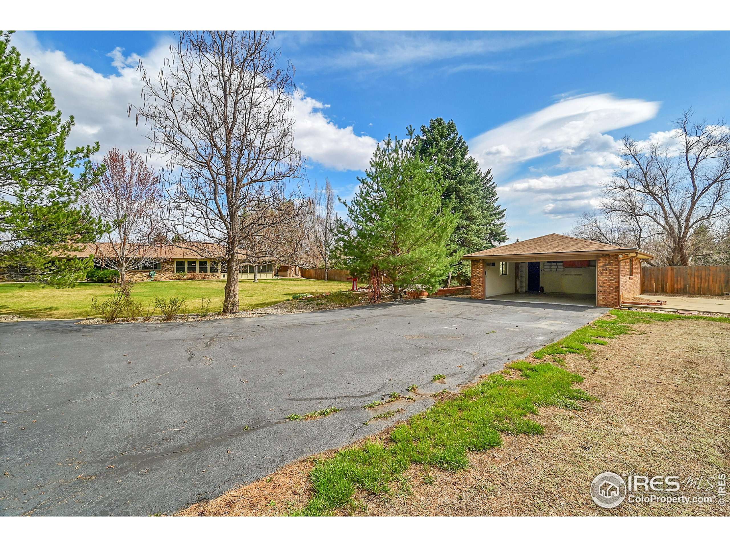 Longmont, CO 80503,2205 Lake Park Dr
