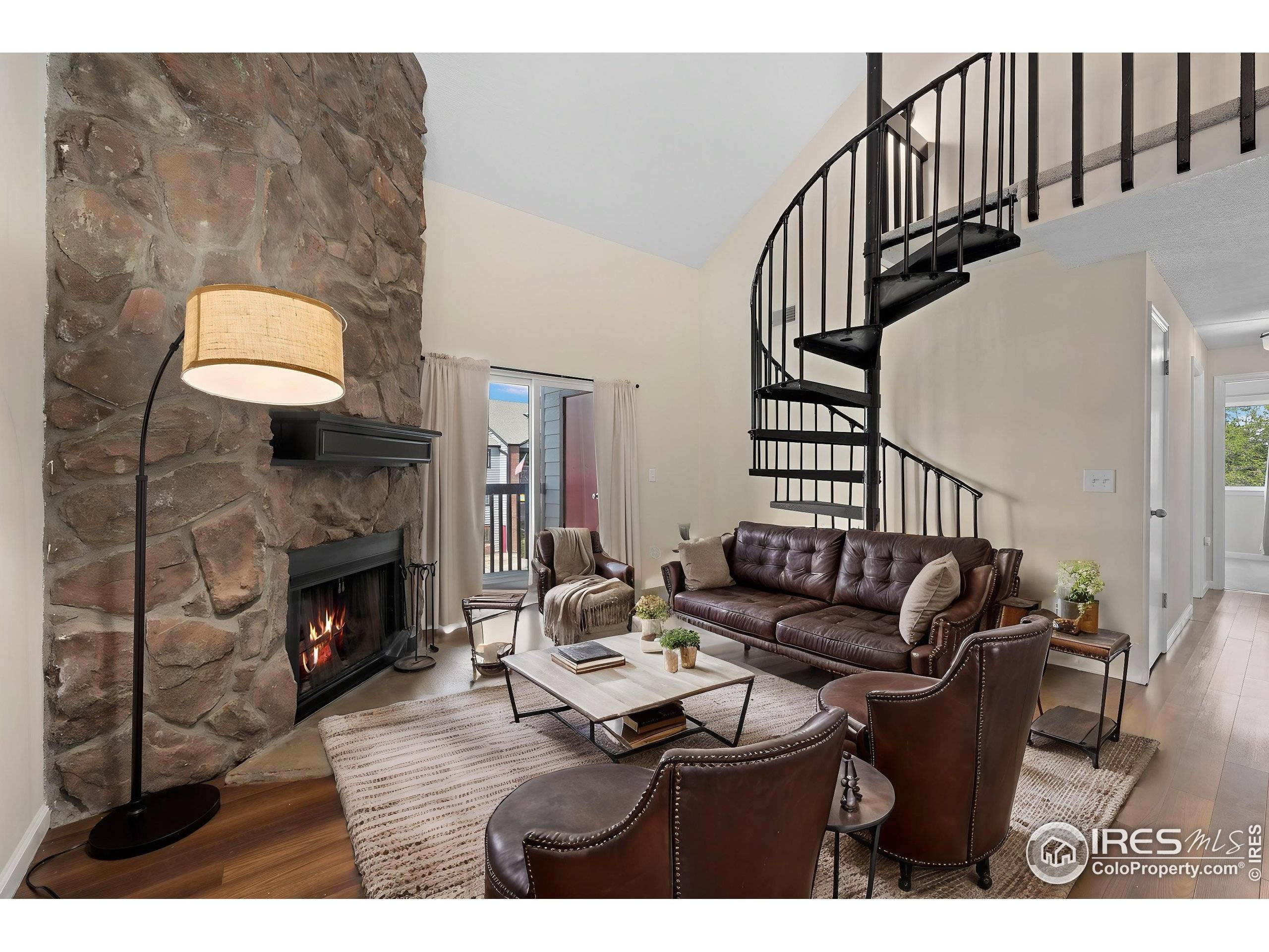Arvada, CO 80004,6385 Oak St #301