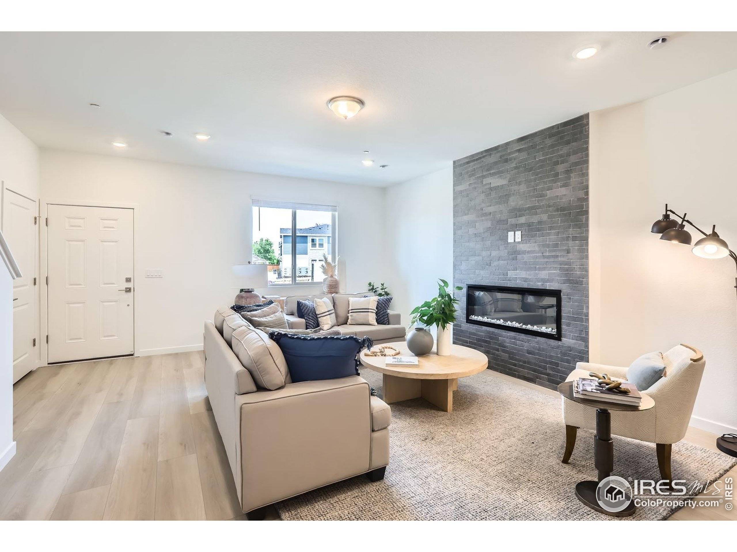 Longmont, CO 80503,2732 Bear Springs Cir