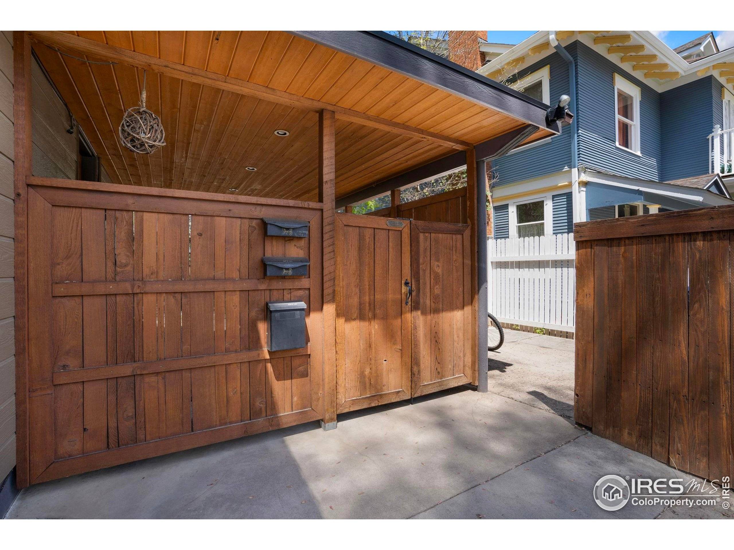 Fort Collins, CO 80521,620 W Mulberry St