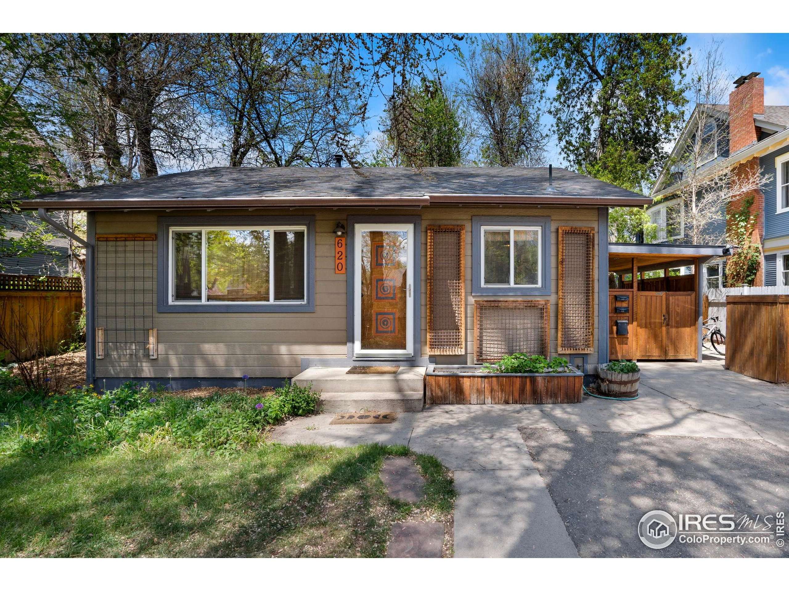 Fort Collins, CO 80521,620 W Mulberry St