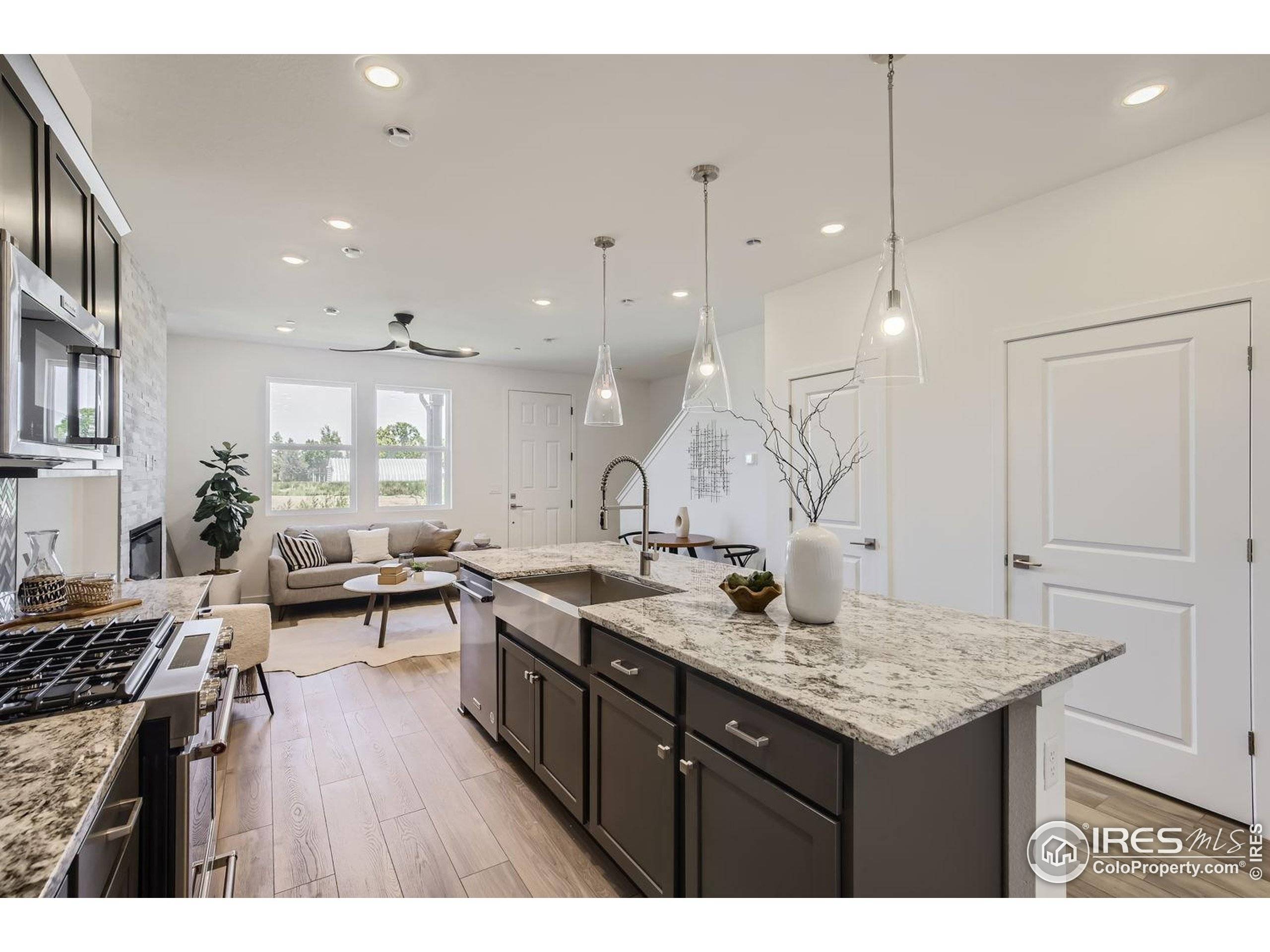 Longmont, CO 80503,2743 Bear Springs Cir