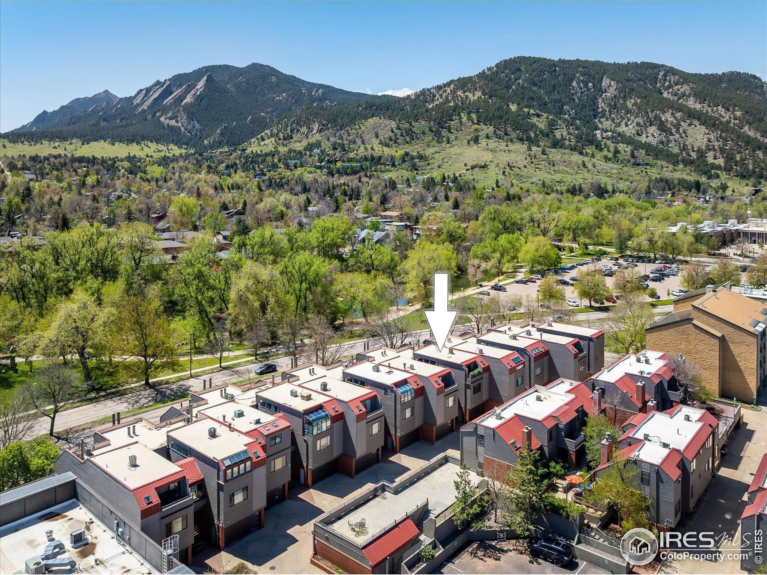 Boulder, CO 80302,836 Walnut St #B