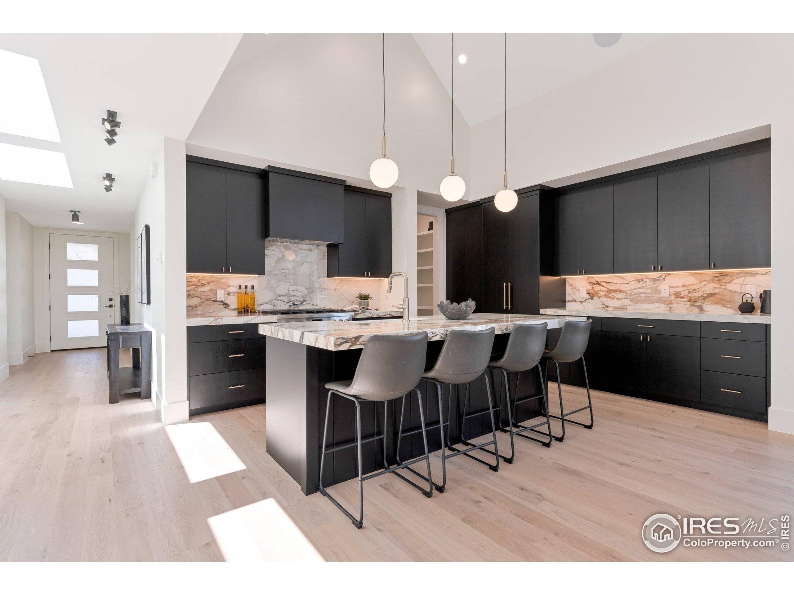 Superior, CO 80027,306 S 3rd Ave