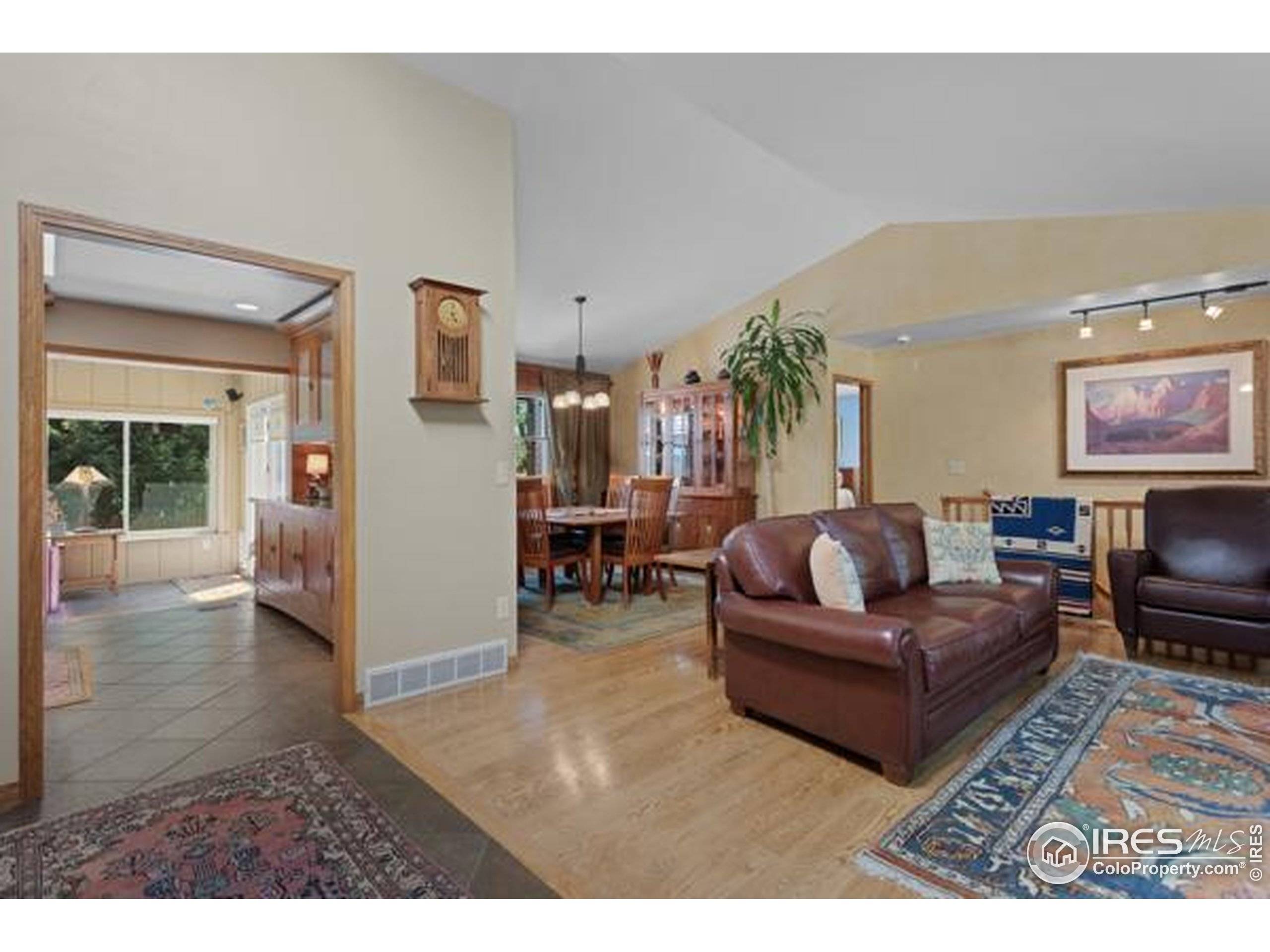 Longmont, CO 80503,2318 Spindrift Dr