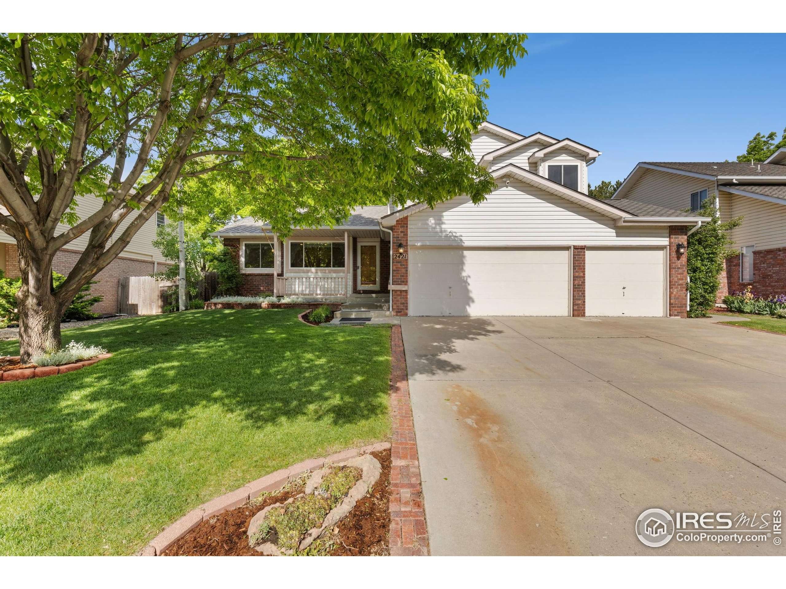 Longmont, CO 80503,2421 Maplewood Cir W