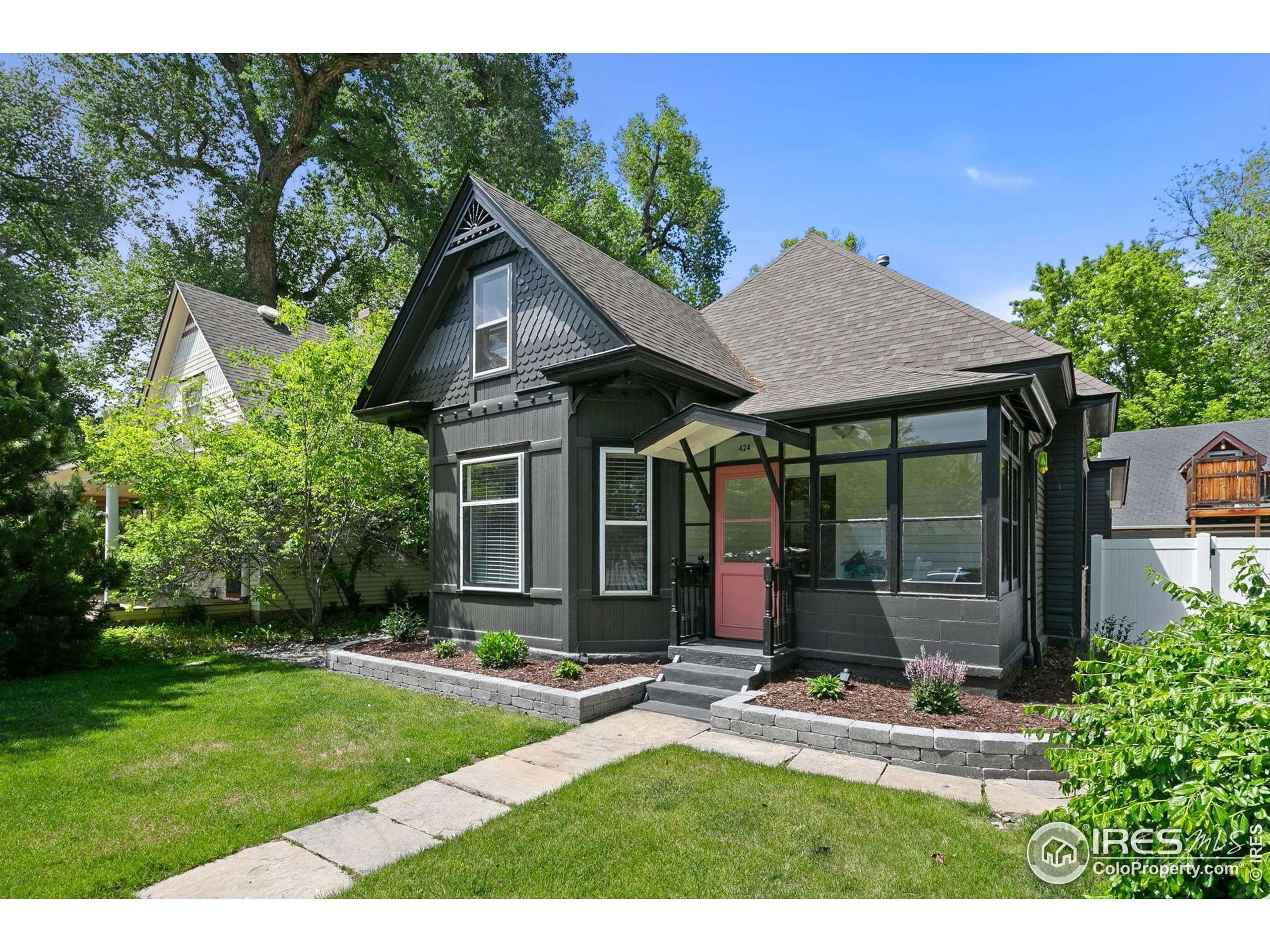 Fort Collins, CO 80521,424 W Oak St