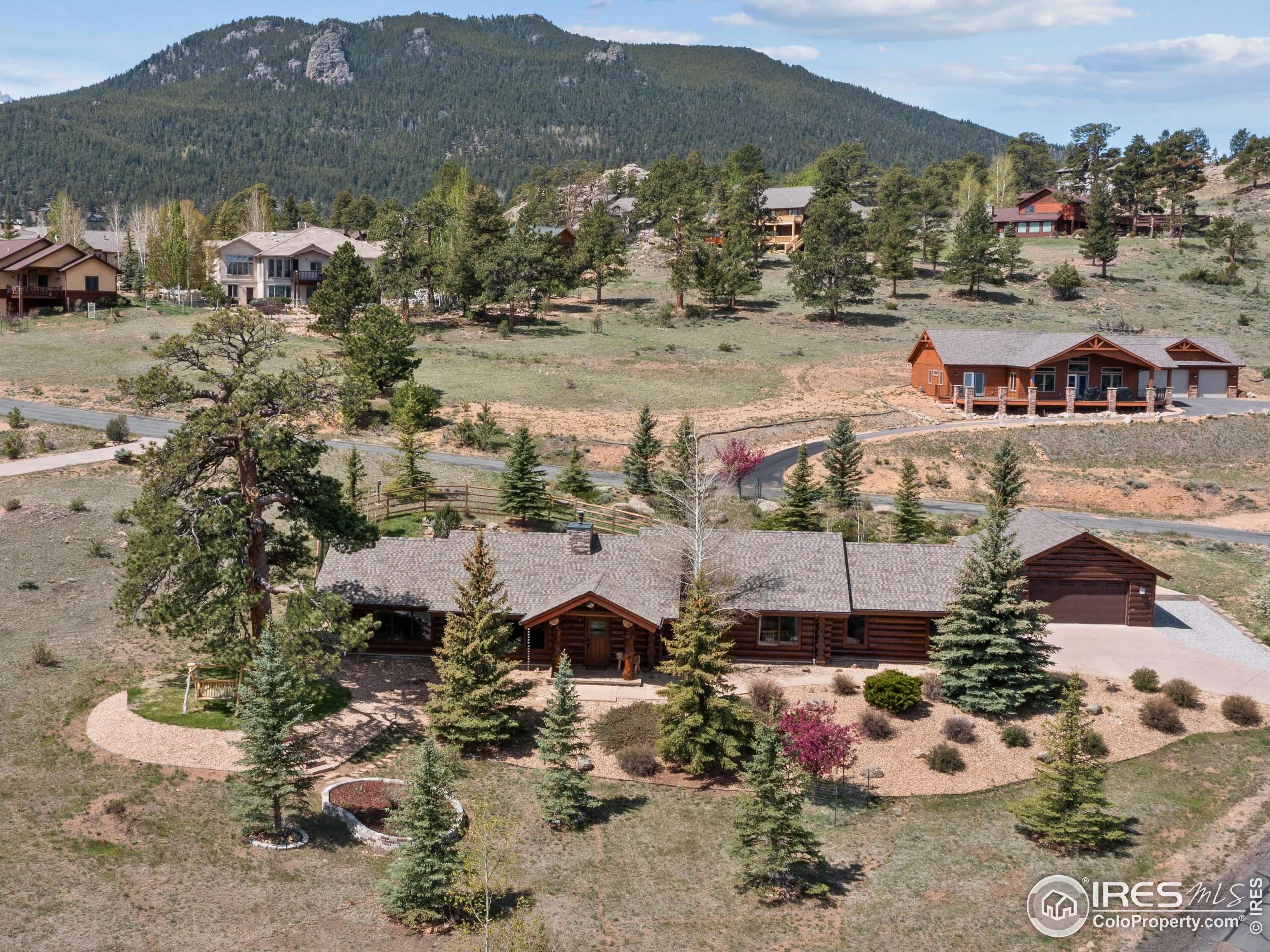 Estes Park, CO 80517,2030 Cherokee Dr