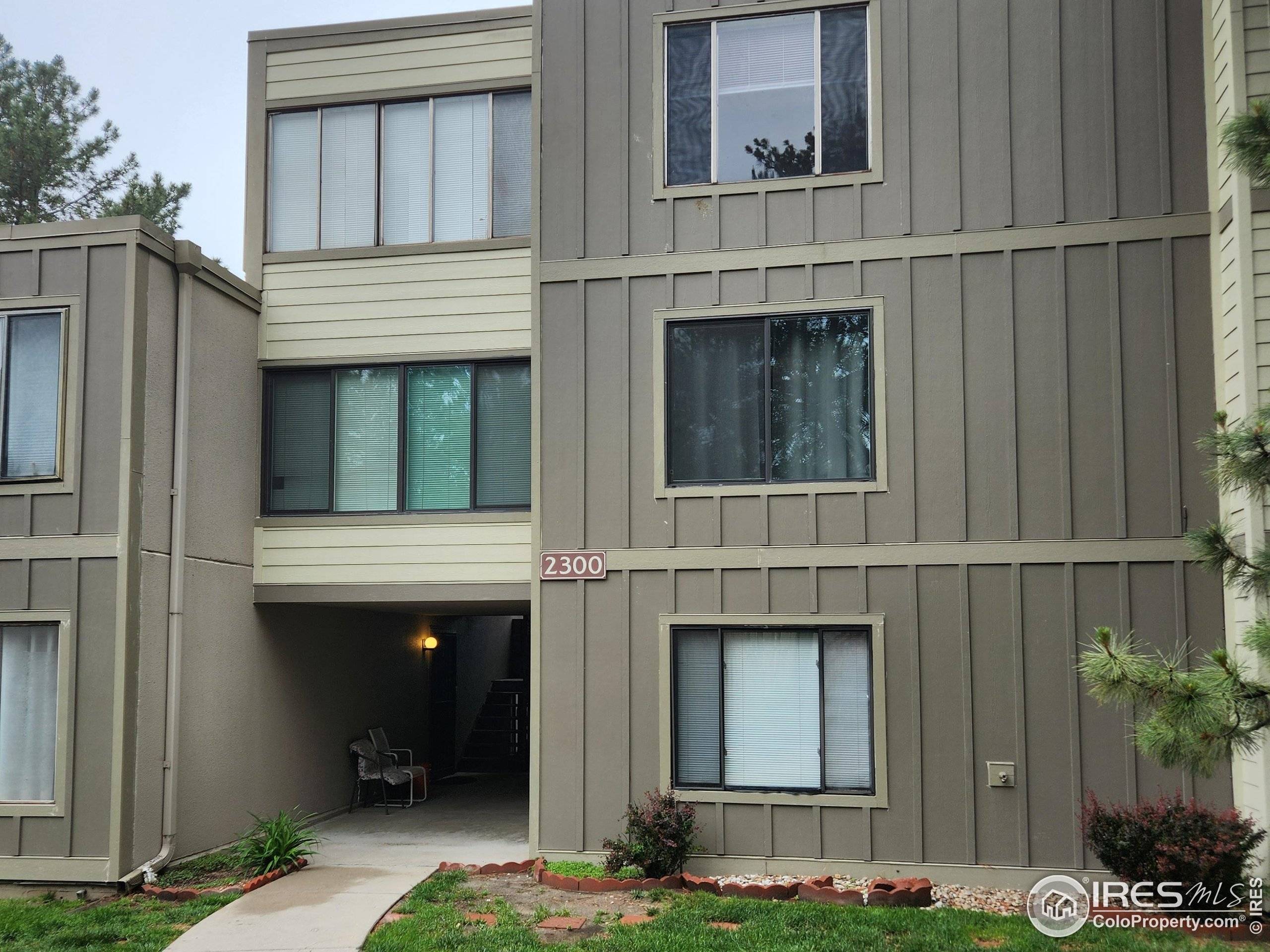 Denver, CO 80231,2525 S Dayton Way S #2301