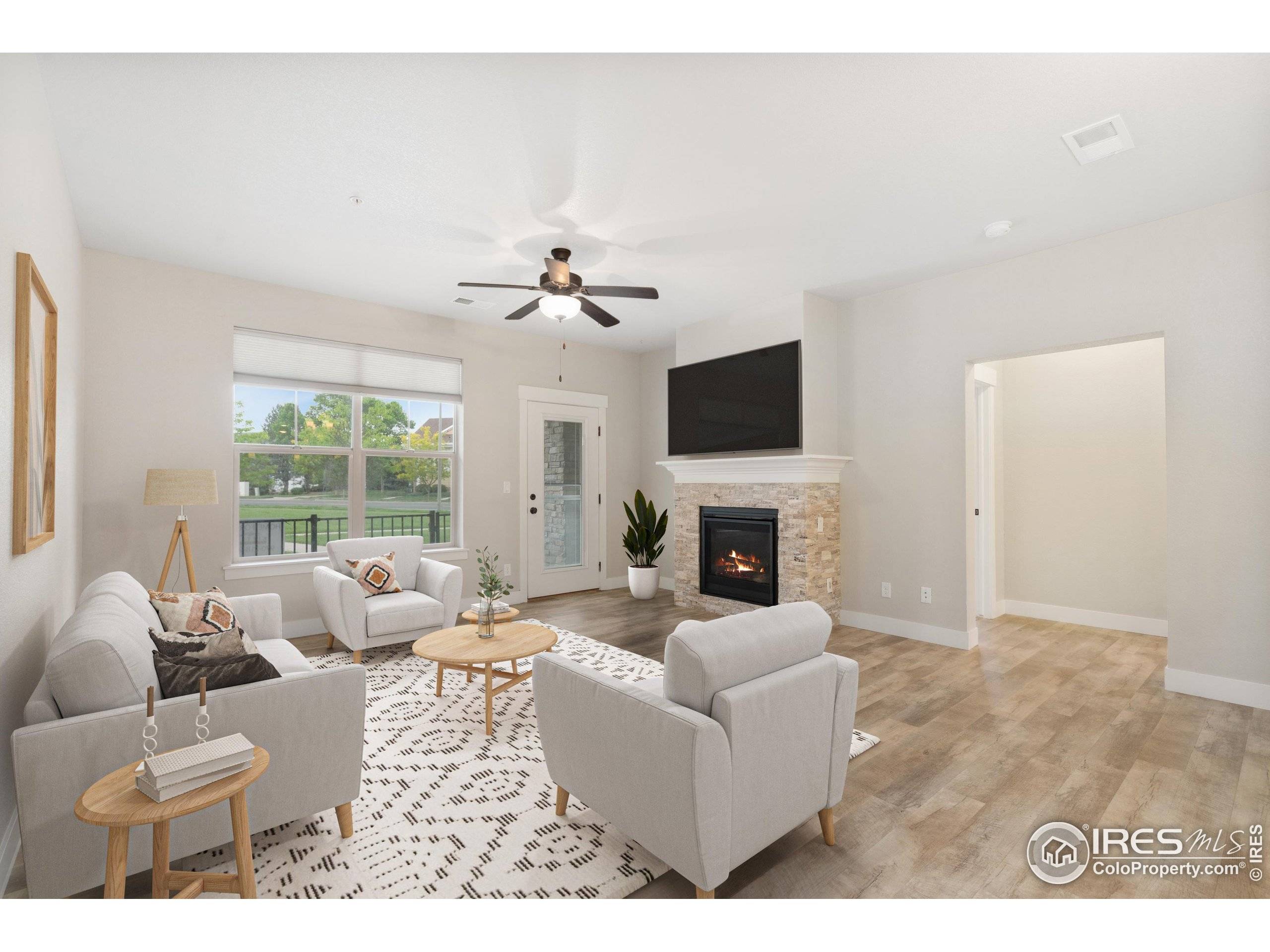 Loveland, CO 80538,4672 Hahns Peak Dr #101