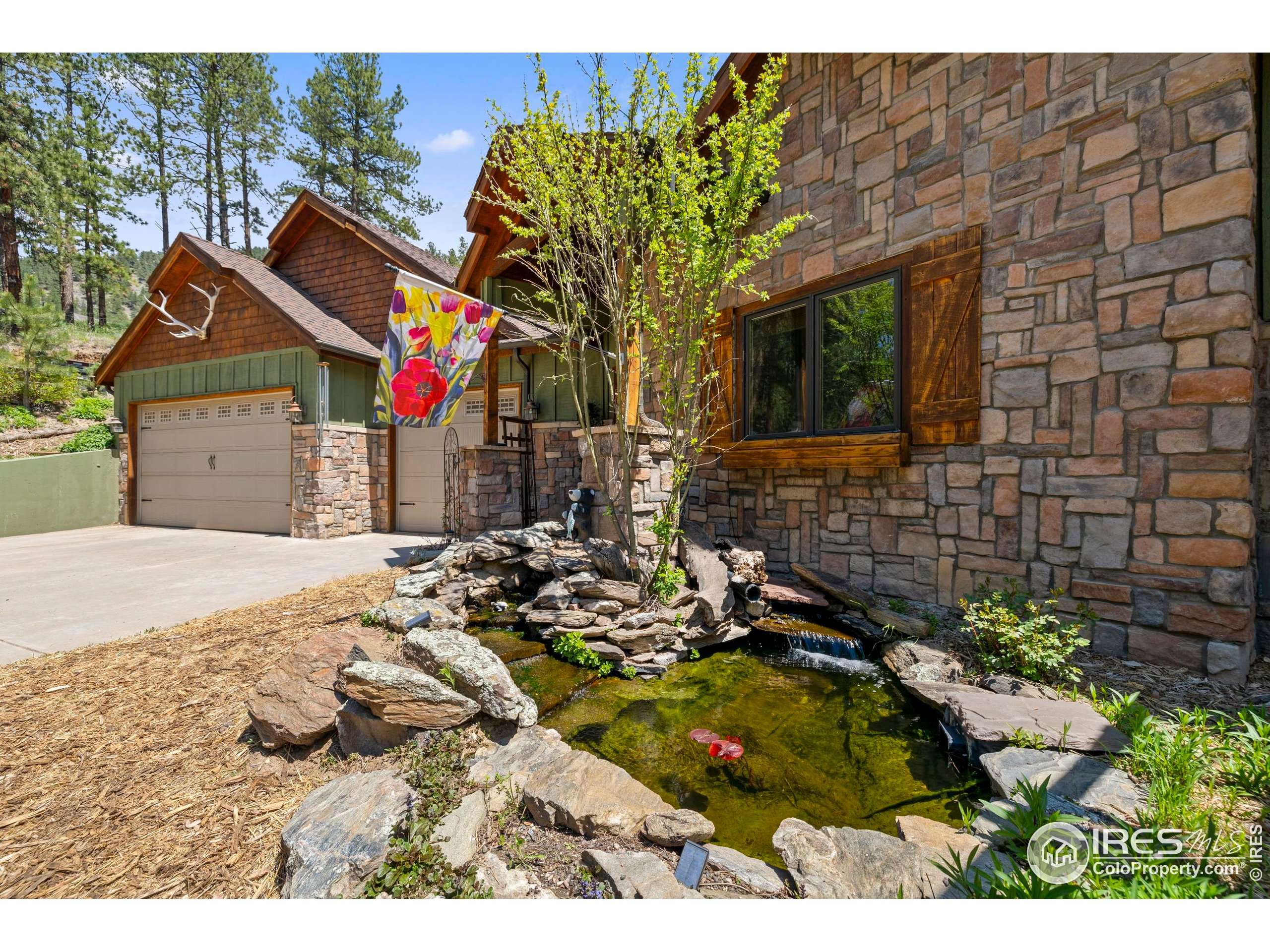 Loveland, CO 80537,952 Skinner Gulch Rd