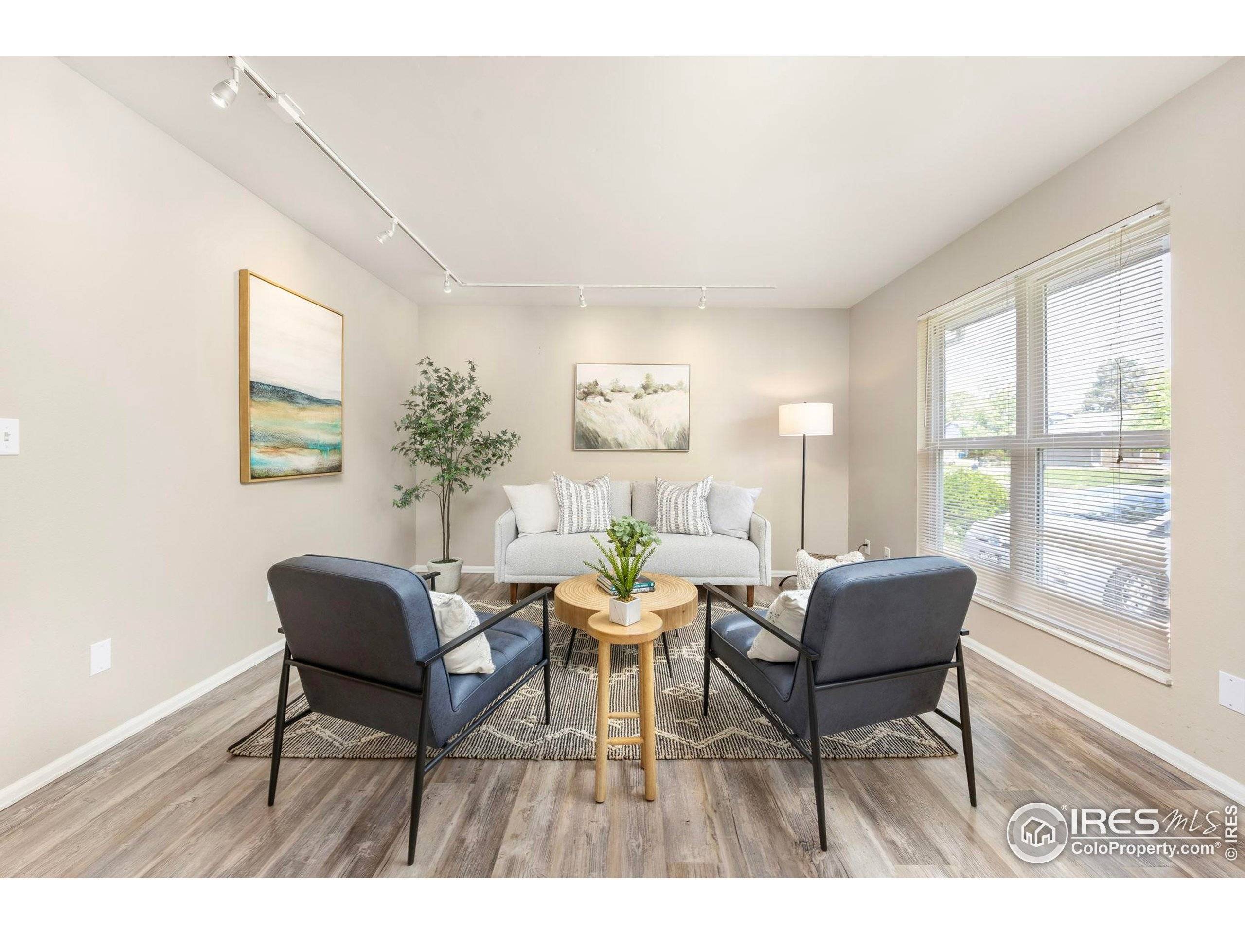 Louisville, CO 80027,852 W Linden St
